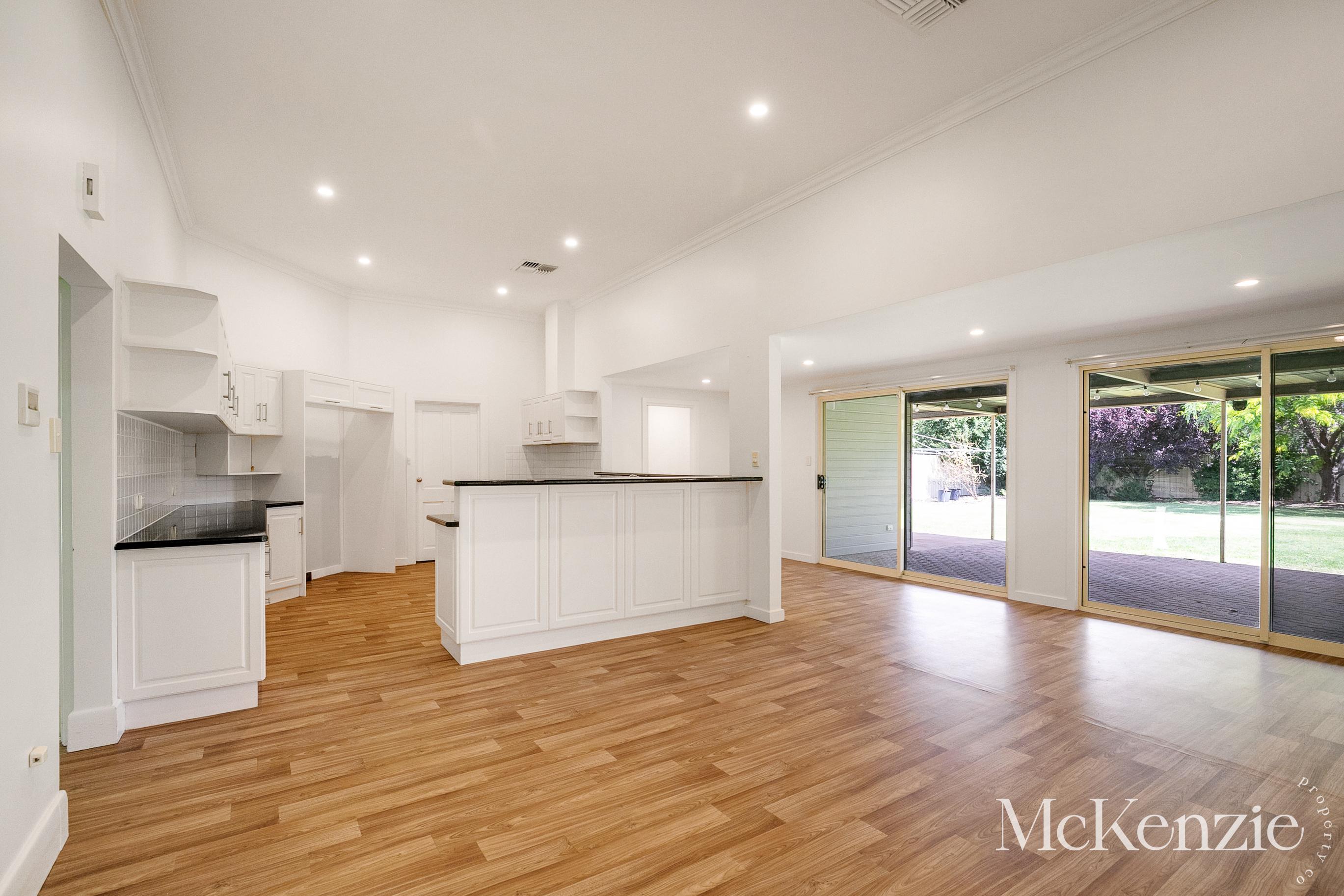 6-bedroom house at 23 Falcon Street, Renmark North, SA 5341, Renmark Paringa, South Australia