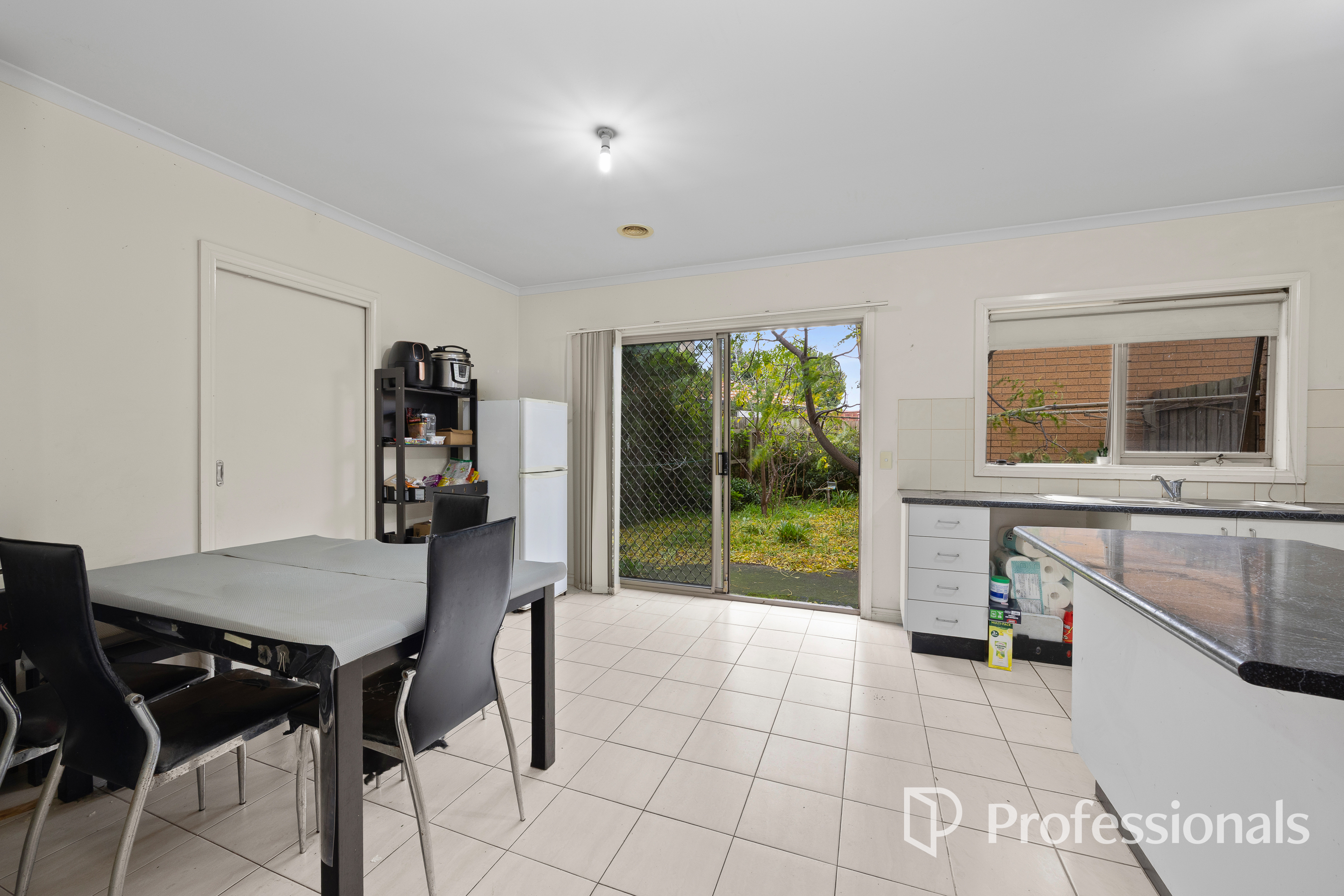 UNIT 1 71 MARSHALL AVENUE, Clayton VIC 3168 - Image 3