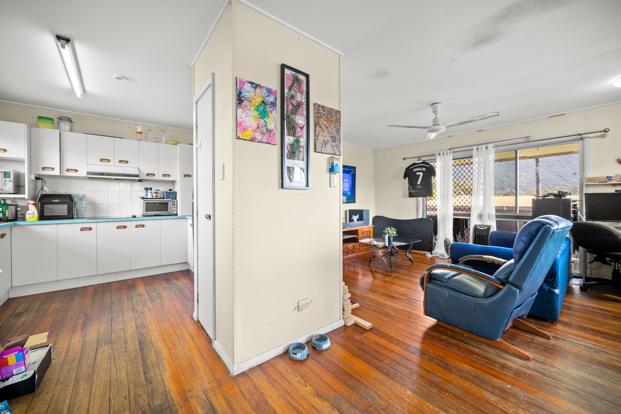 24 SONDRIO STREET, Woree QLD 4868 - Image 4