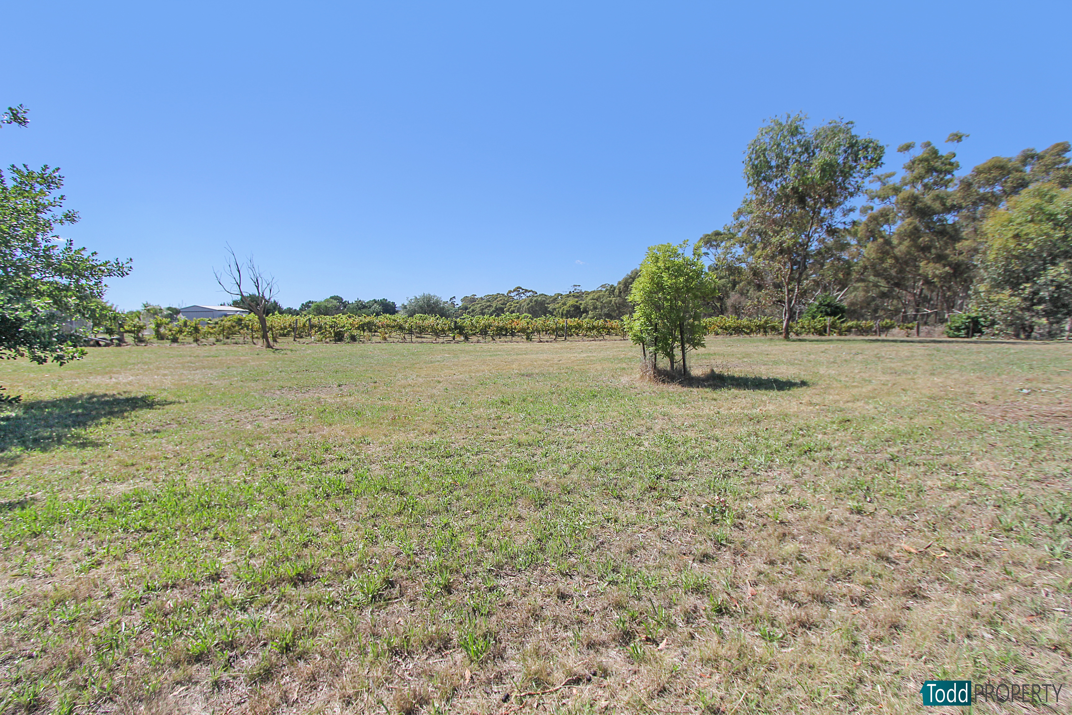 2 Ellis Road, Heathcote, Vic, 3523 - Image 4