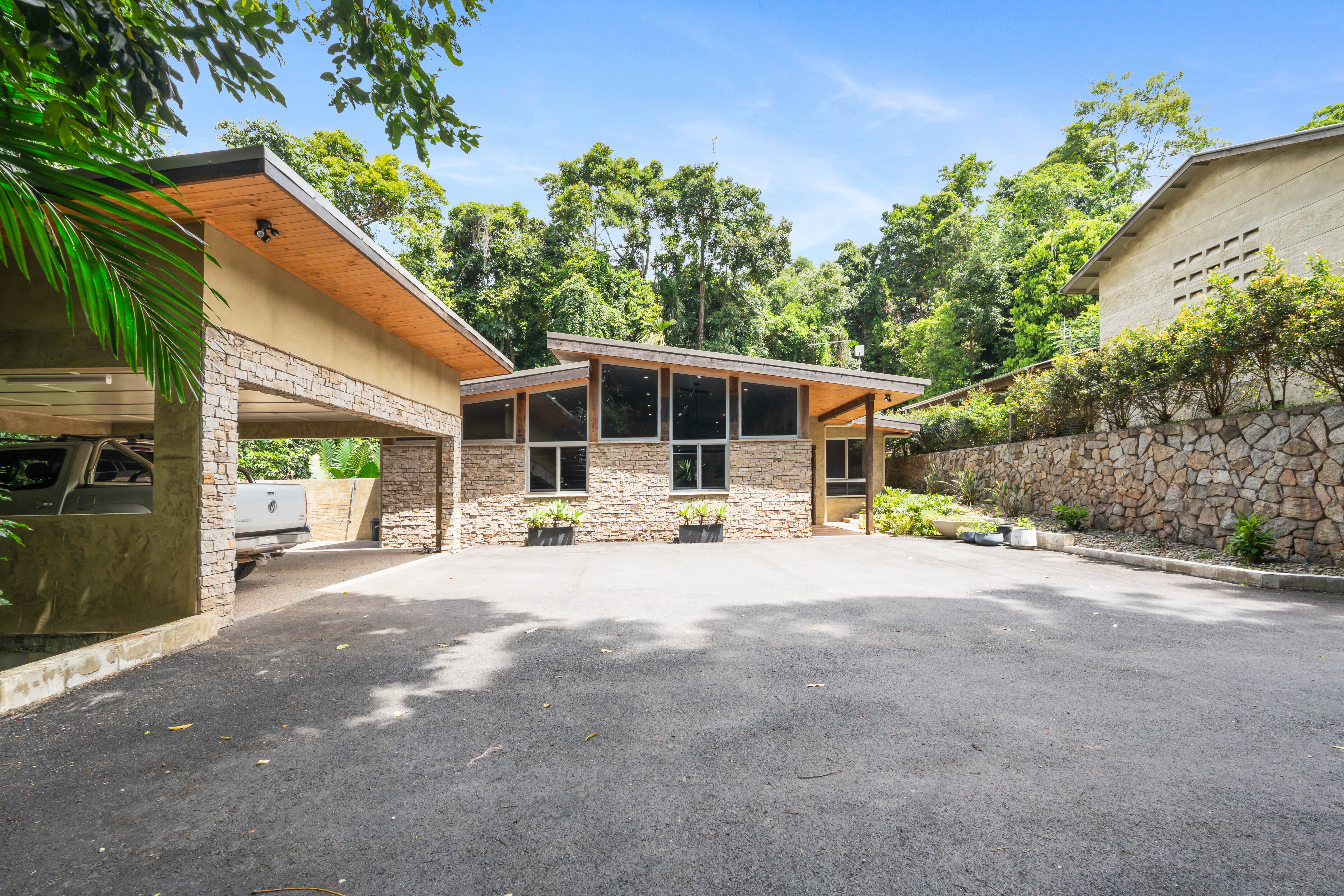 5-bedroom house at 19 Mission Circle, Wongaling Beach, Qld, 4852, Cassowary Coast, Queensland