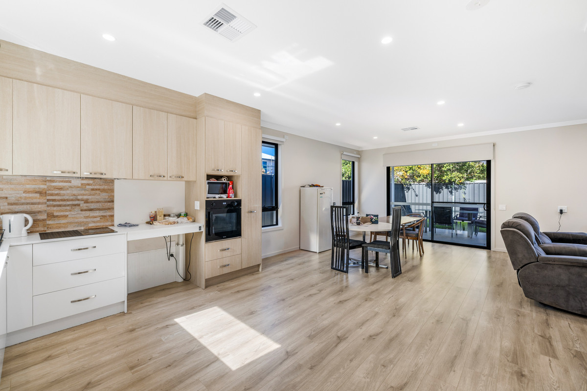 10 Whittlesea Street, Paralowie, SA 5108 - Image 10