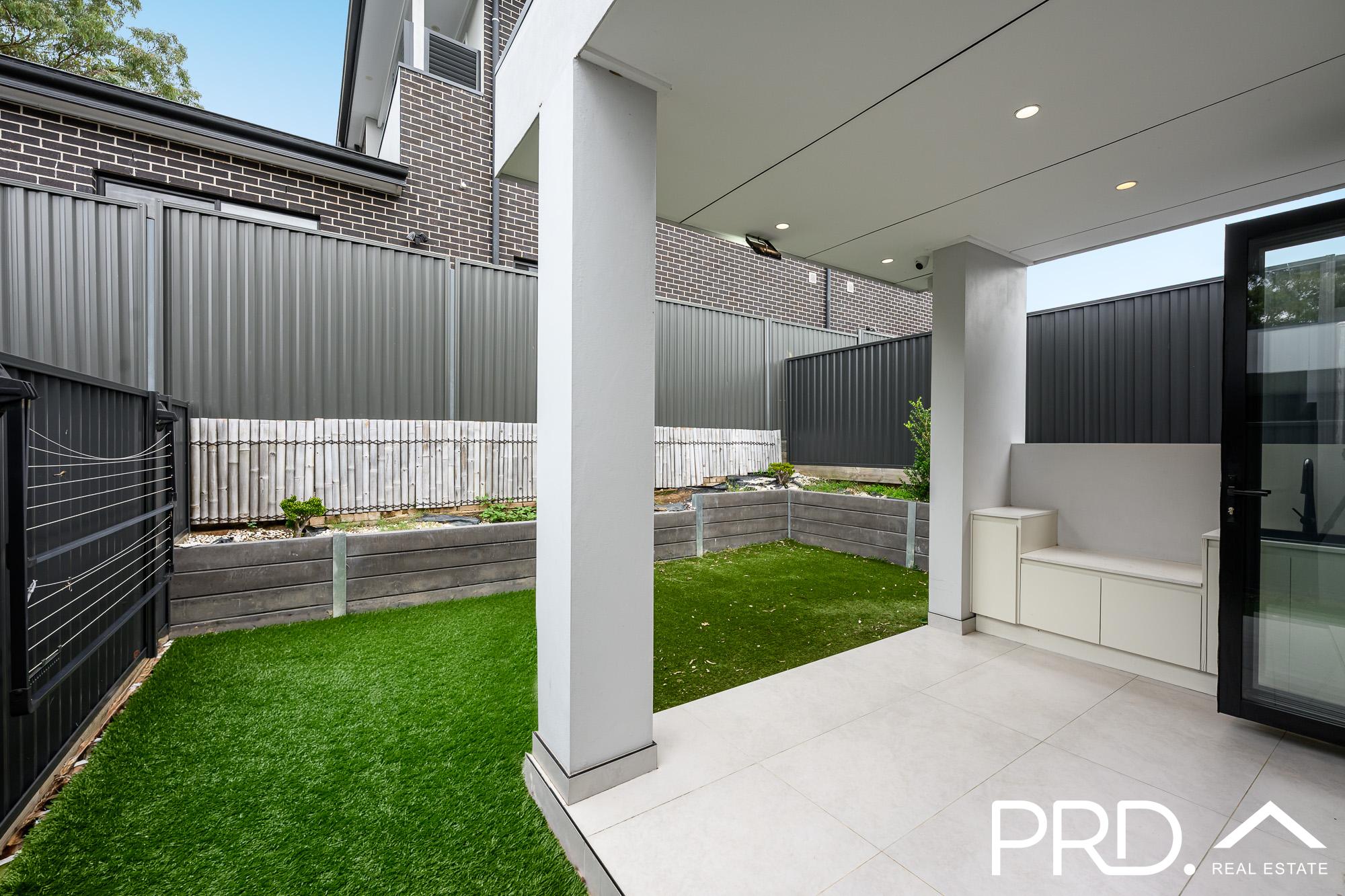 106 Thomas Street, Picnic Point, NSW 2213 - Image 8