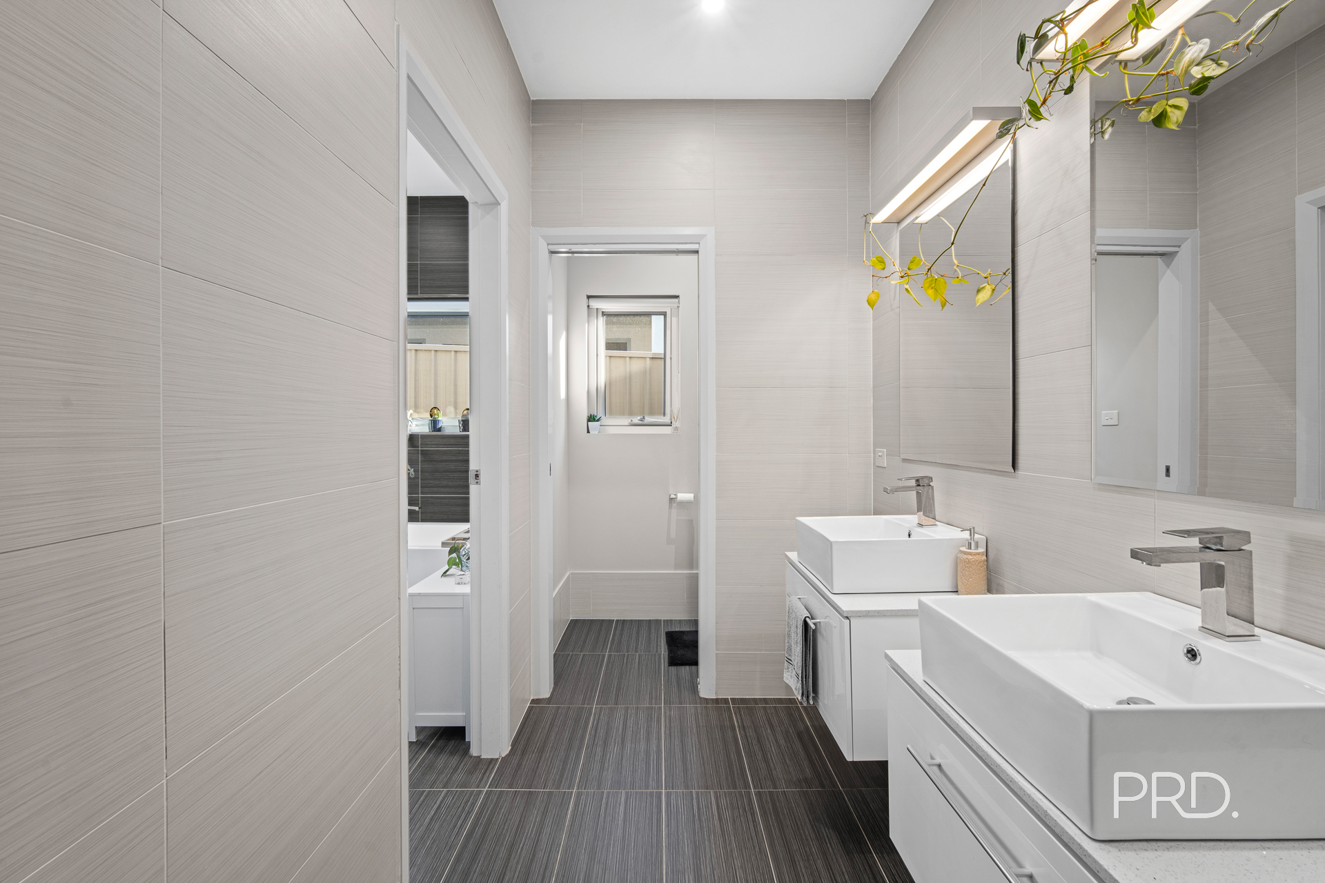 4-bedroom house at 29 Plunkett Drive, Lake Albert, NSW 2650, Wagga Wagga, New South Wales