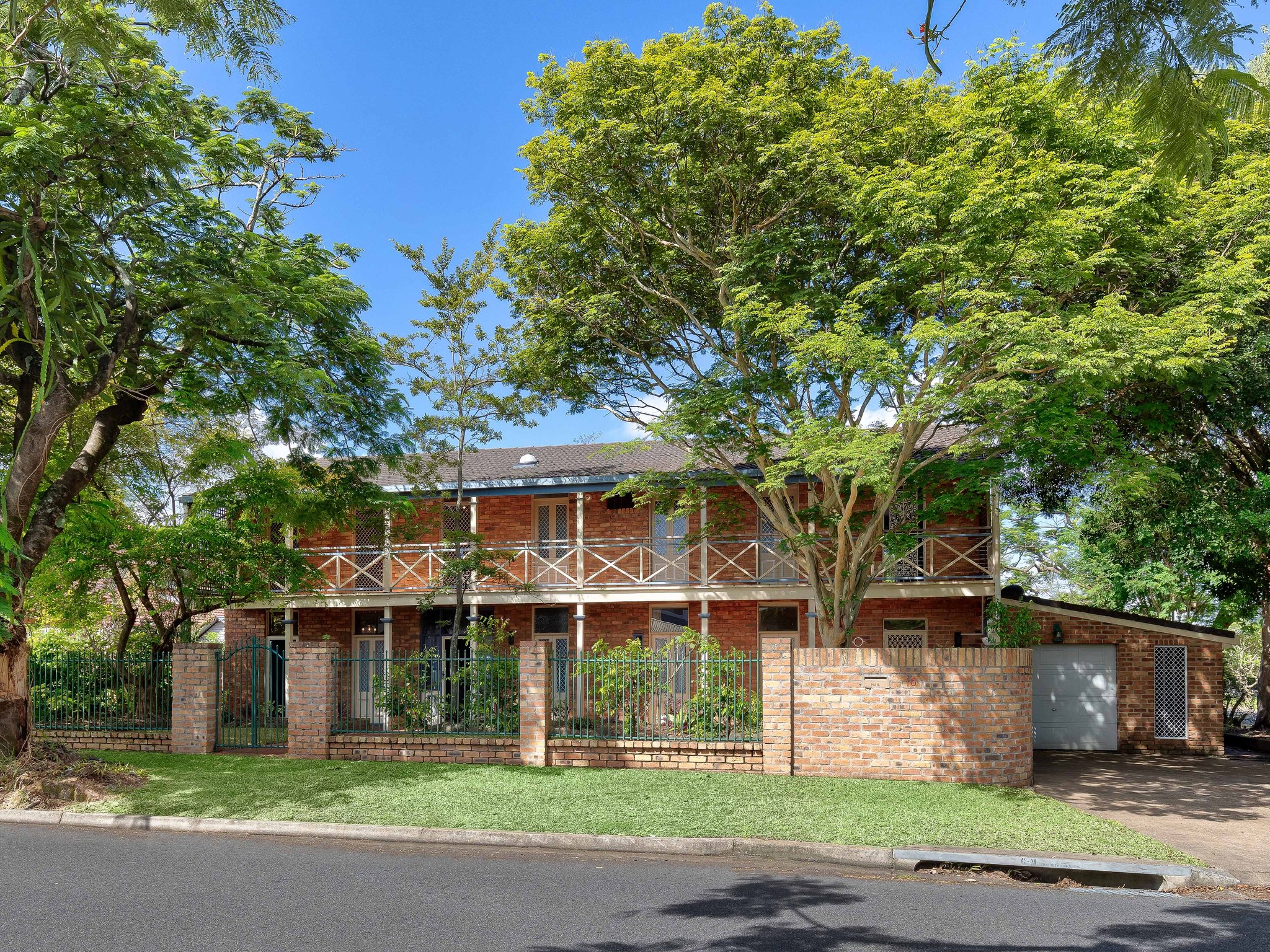 16 CHICAGO STREET, Robertson QLD 4109 - Image 2