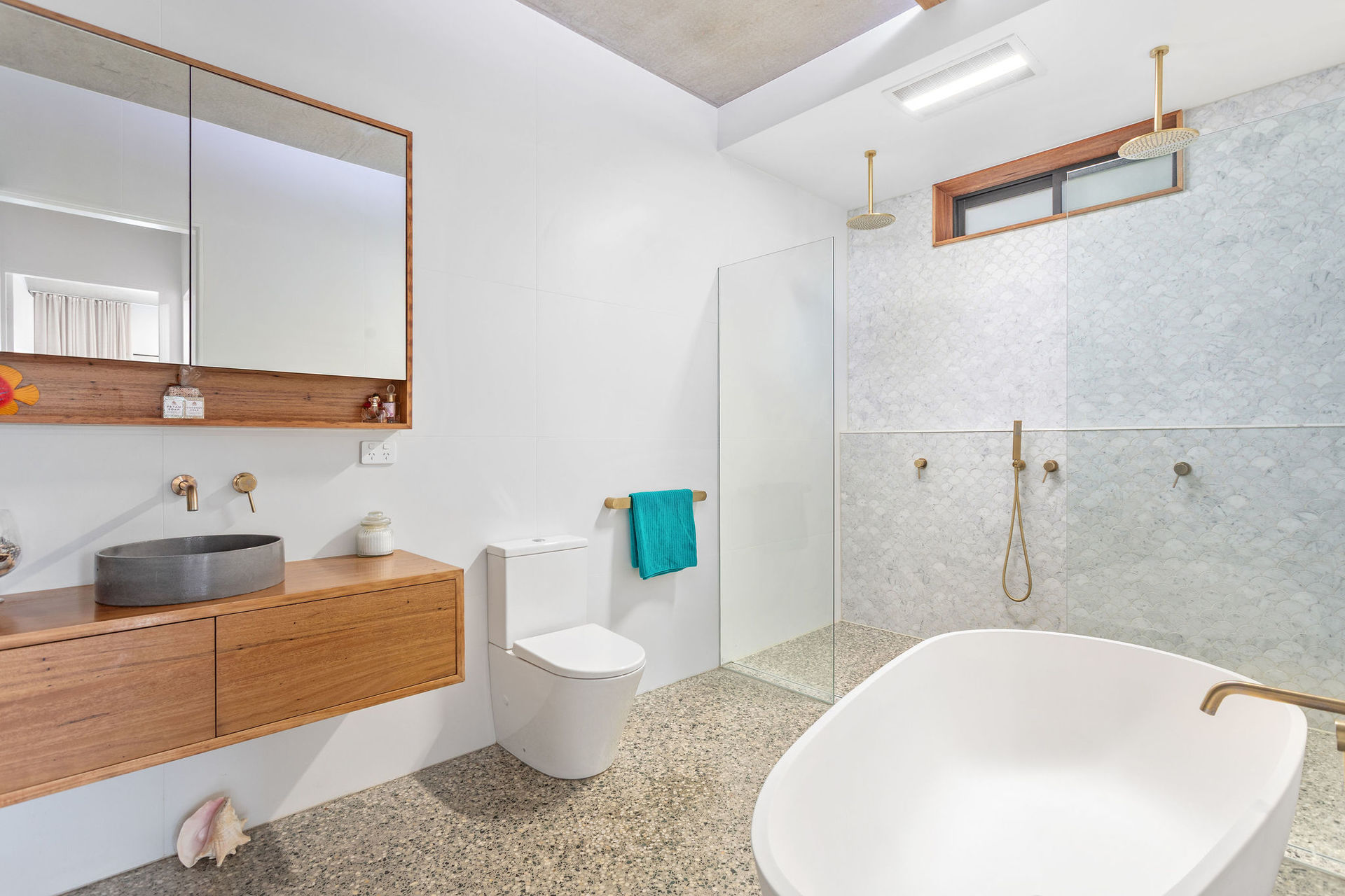 5-bedroom house at 32 Torquay Circuit, Red Head, NSW 2430, Mid-Coast, New South Wales