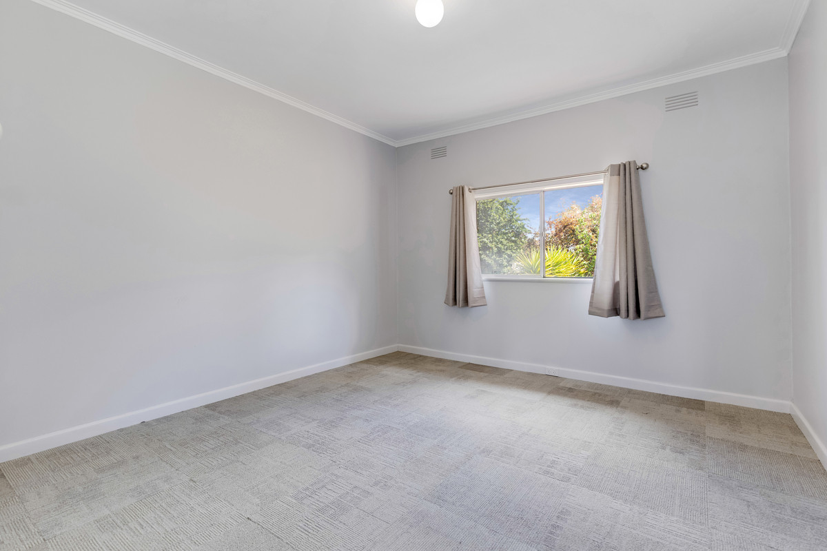 3-bedroom house at 50 Chapel Street, Wedderburn, VIC 3518, Loddon, Victoria