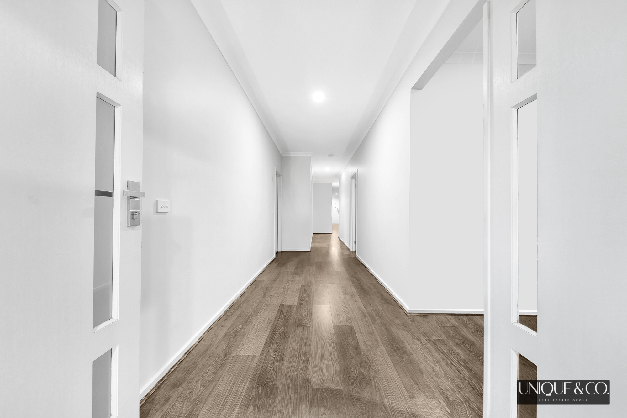 8 Magdala Street, Werribee, VIC 3030 - Image 2