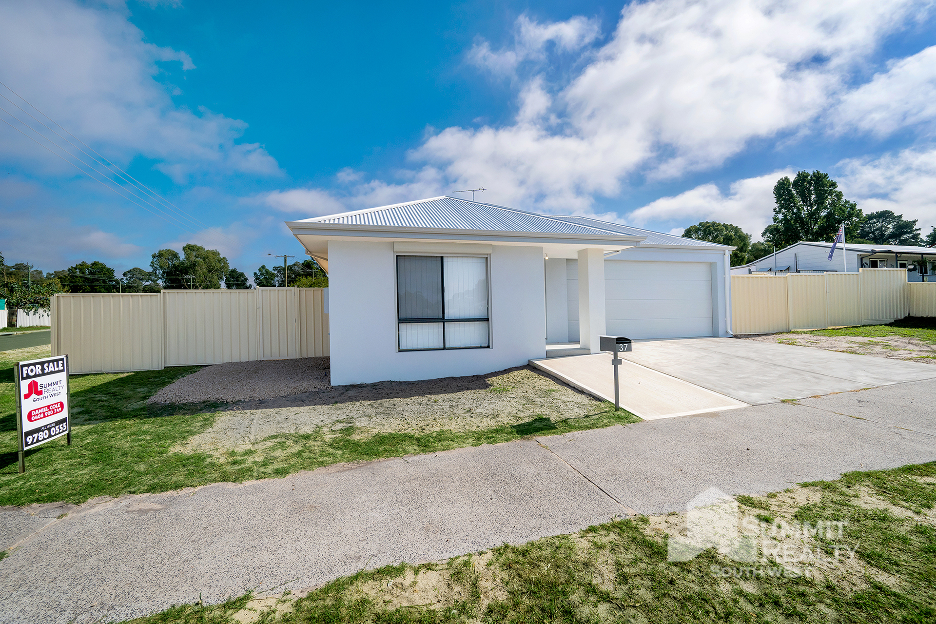 4-bedroom house at 37 Moore Street, Collie, WA 6225, Collie, Western Australia