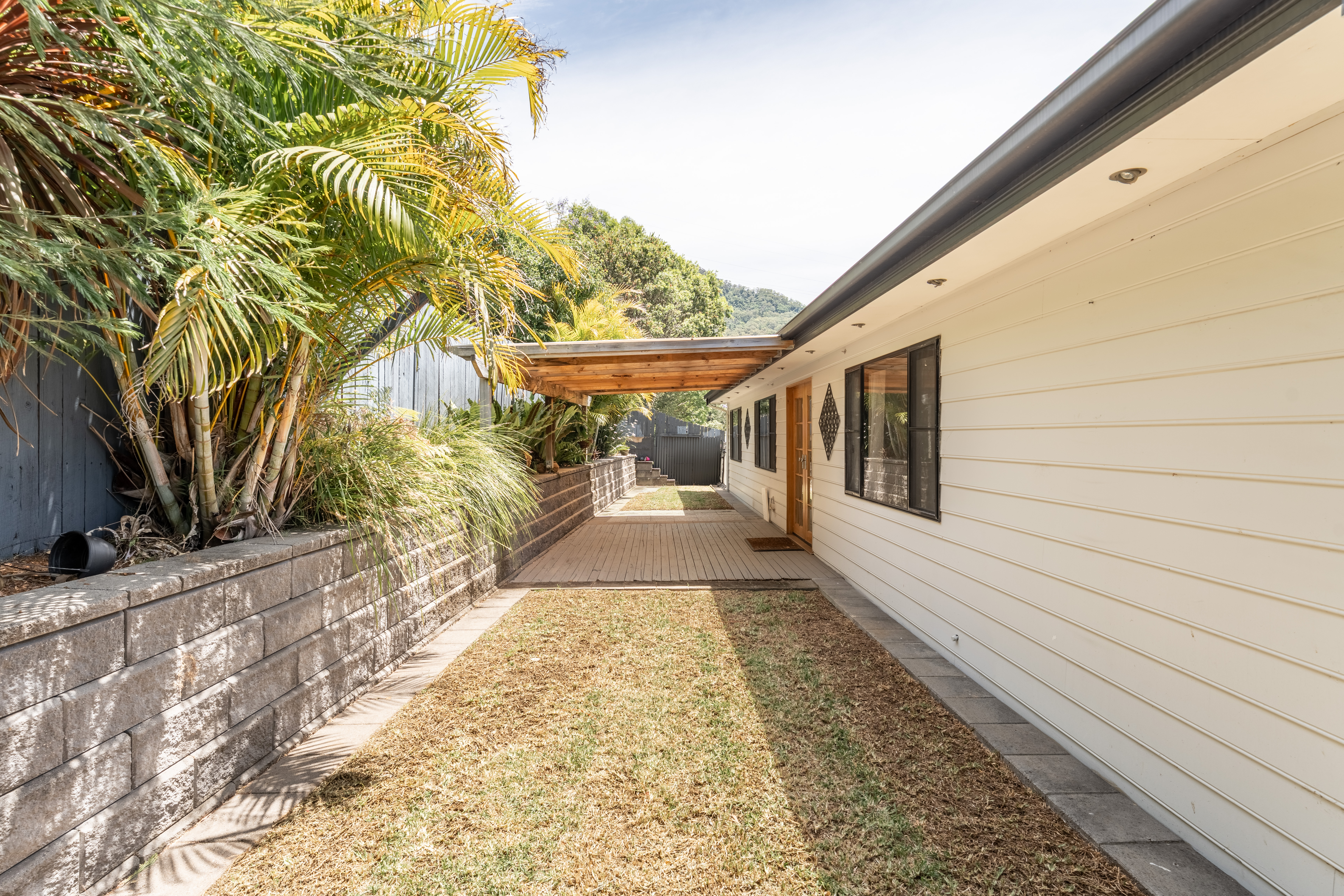 4-bedroom house at 20 Sugarwood Place, Farmborough Heights, NSW 2526, Wollongong, New South Wales