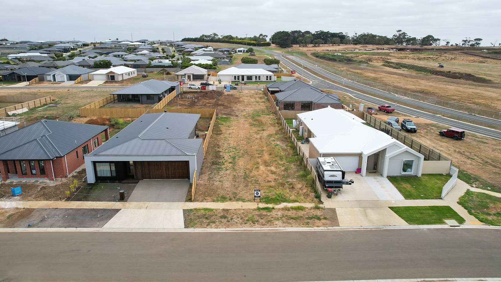 4 Holder St, Warrnambool, Vic, 3280 - Image 1