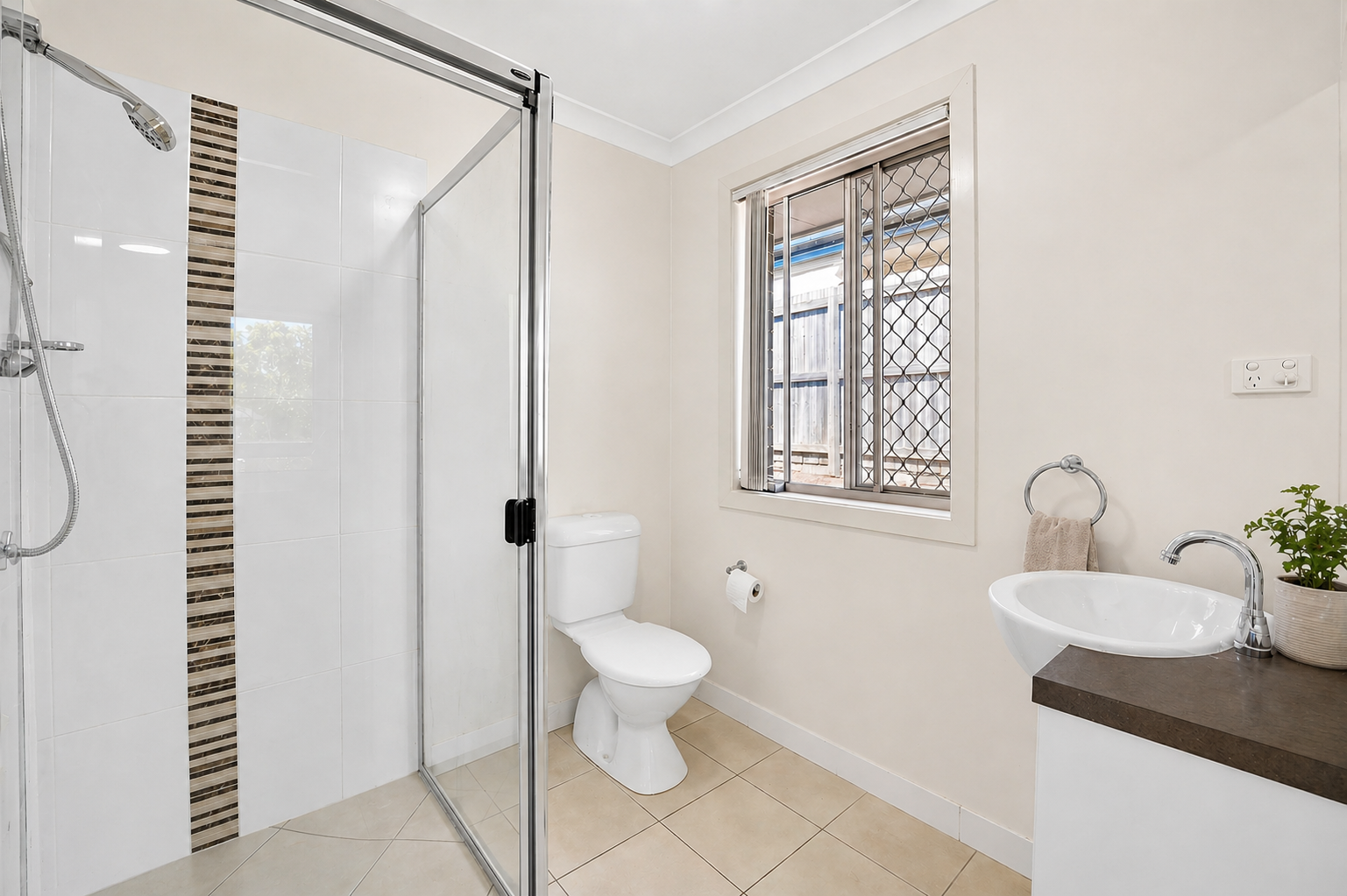 5 ROTHBURY AVENUE, Holmview QLD 4207 - Image 3
