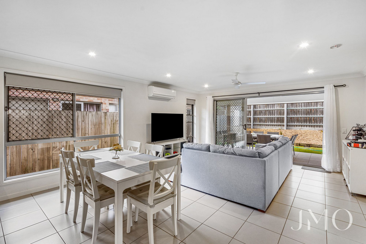 127 BROOKSIDE CIRCUIT, Ormeau QLD 4208 - Image 7