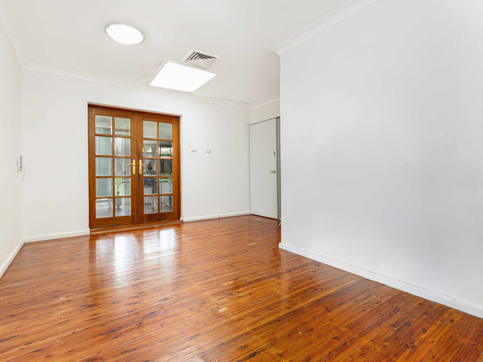 16 MANDOON ROAD, Girraween NSW 2145 - Image 3