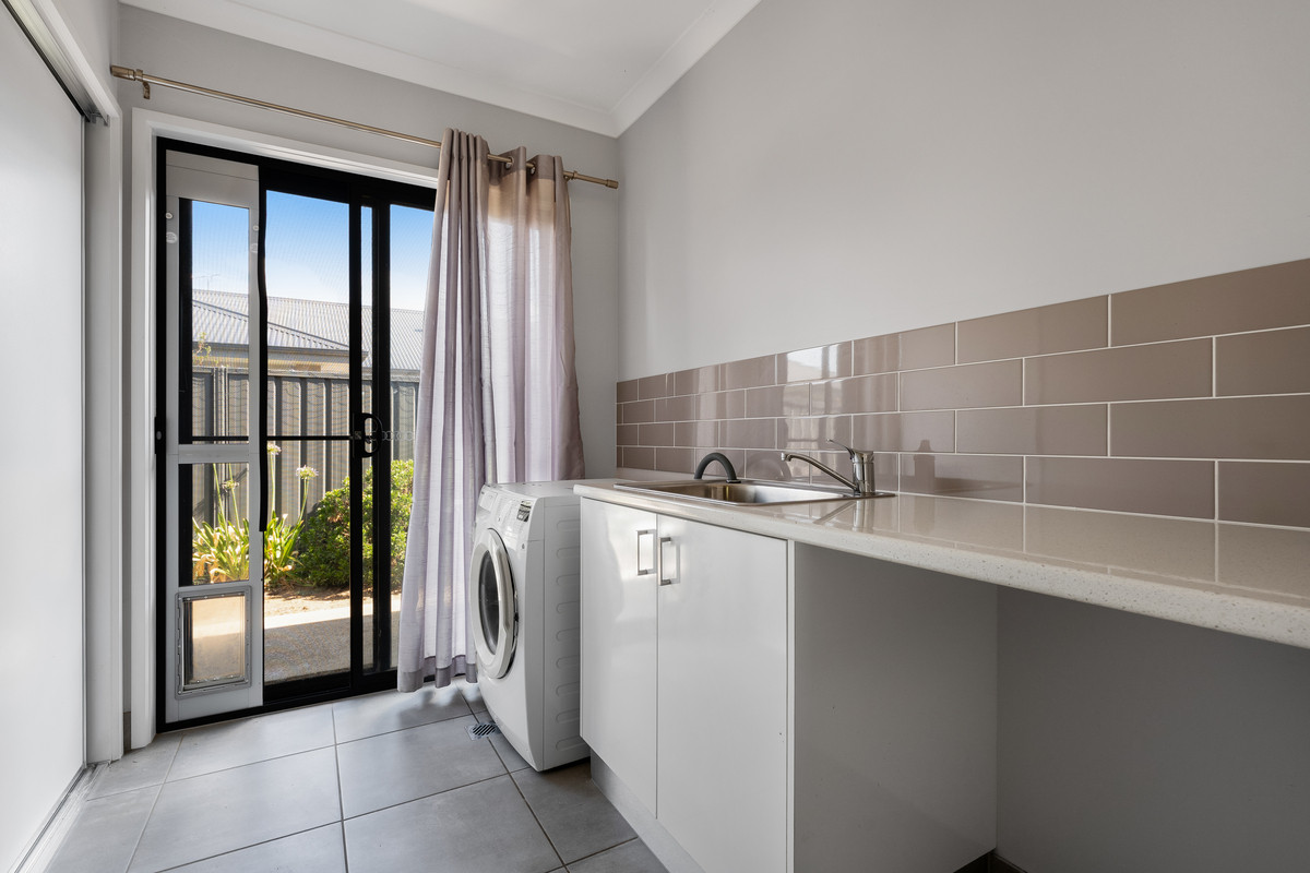 4-bedroom house at 140 READ STREET, Howlong NSW 2643, Federation, New South Wales