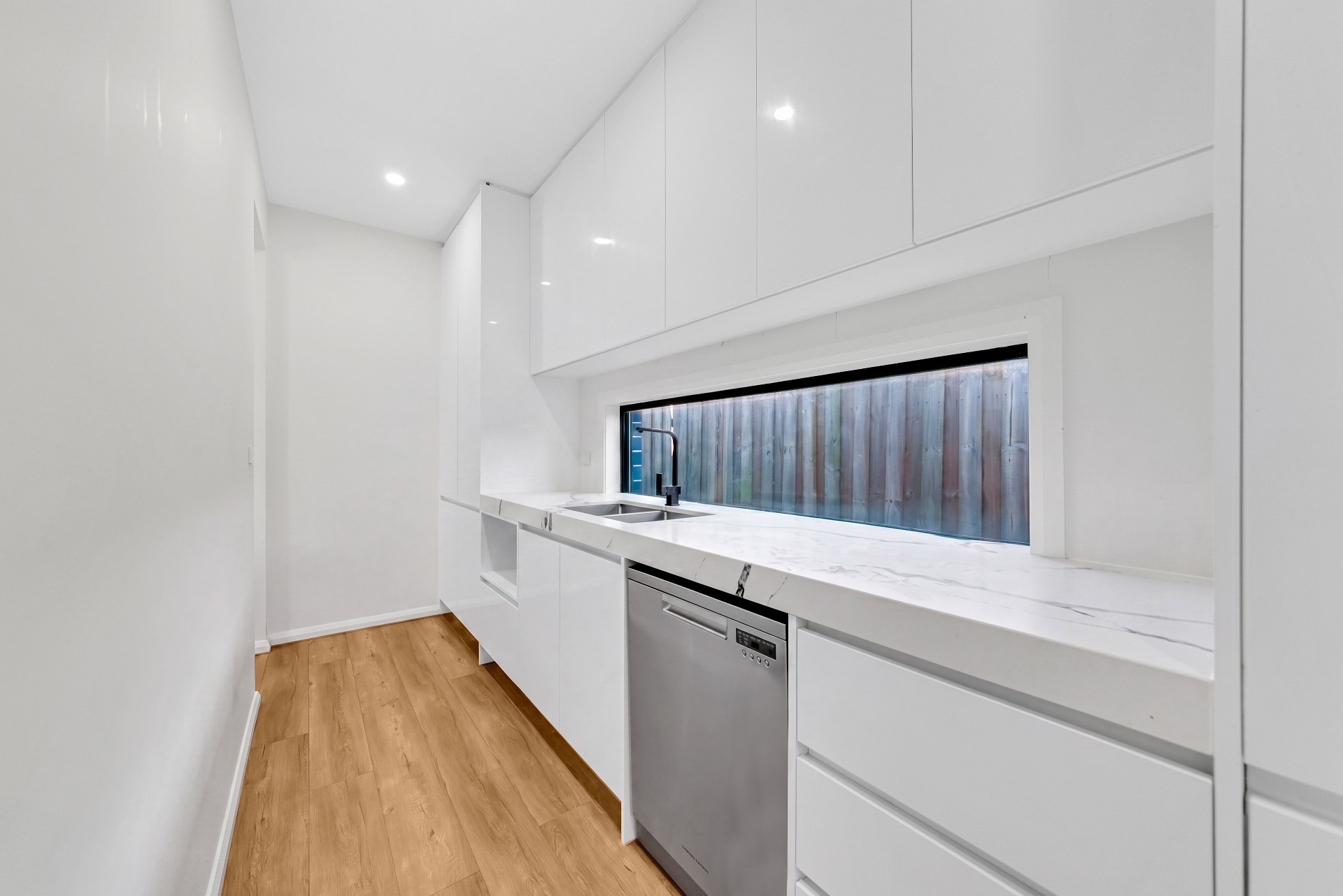 90 Newbridge Boulevard, Wallan, VIC 3756 - Image 7