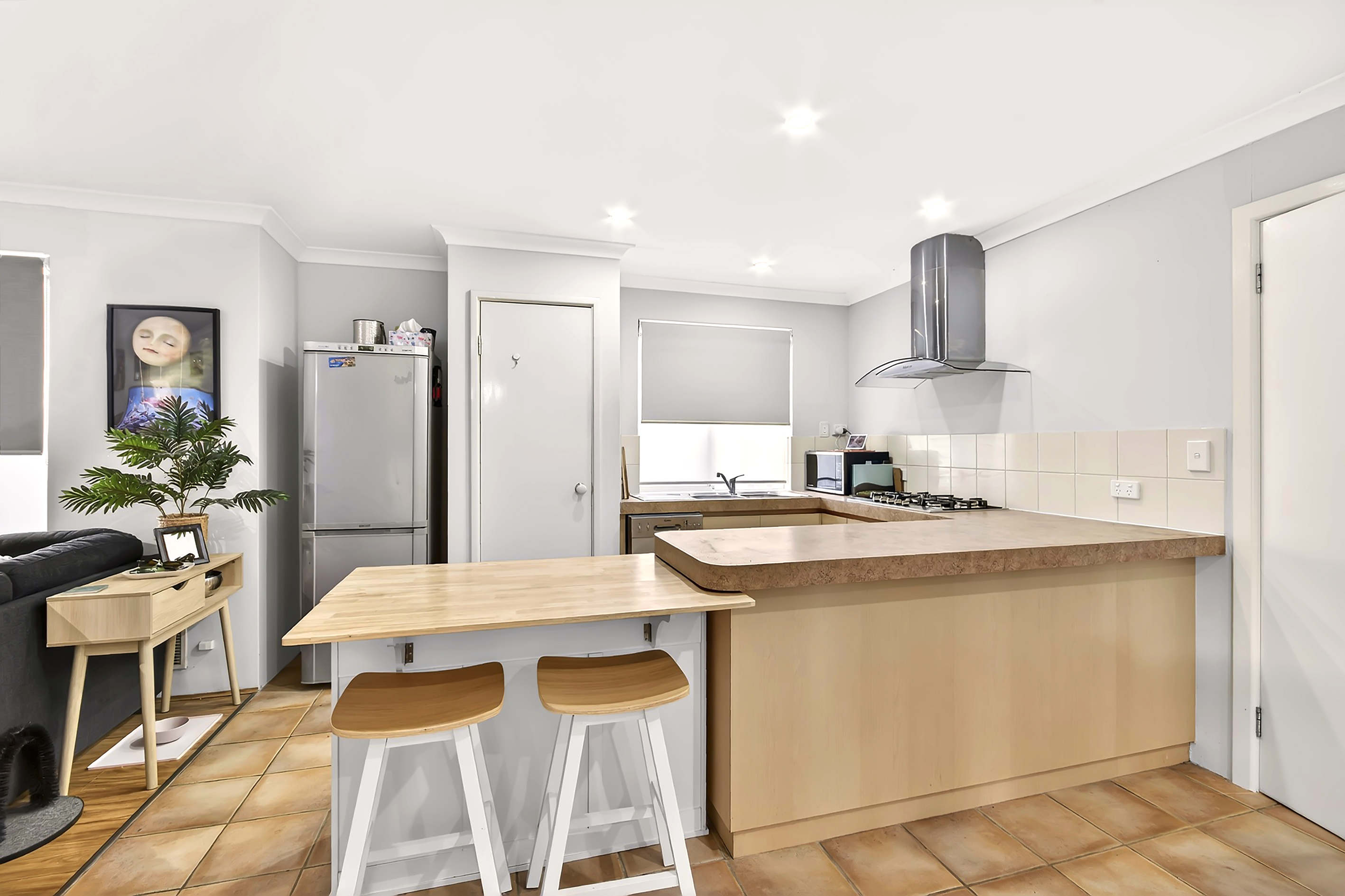 4 68-70 COOLGARDIE STREET, BENTLEY WA 6102 - Image 3