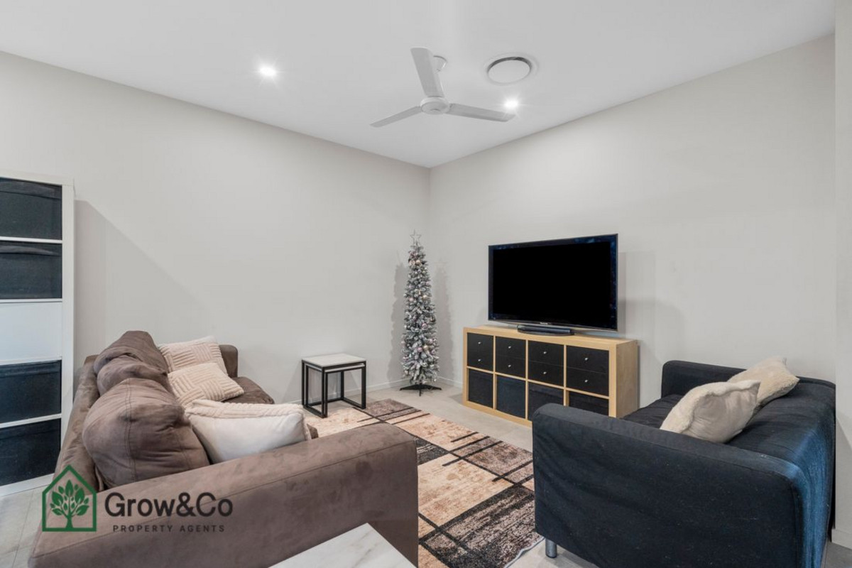 4-bedroom unit at 36/38 Creekside Terrace, Albany Creek, QLD 4035, Moreton Bay, Queensland