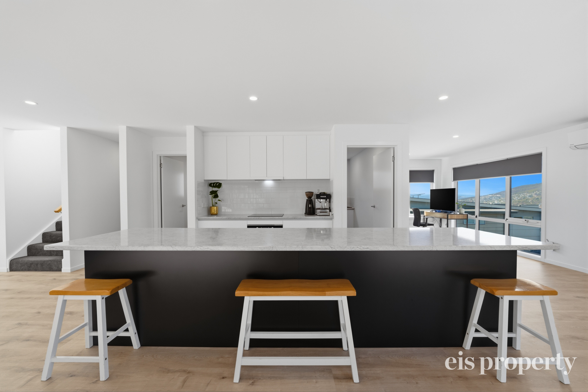 11 HUTCHINSON PLACE, West Hobart TAS 7000 - Image 8
