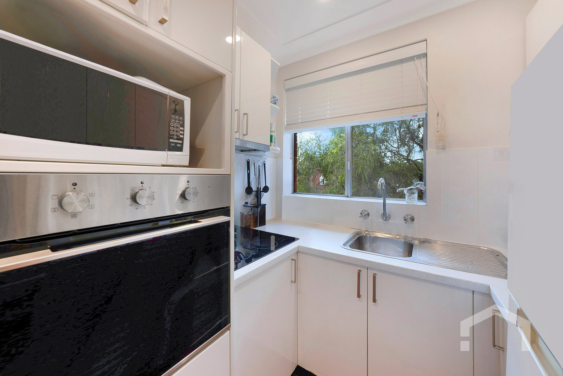 UNIT 6 28 MORRIS AVENUE, Croydon Park NSW 2133 - Image 3