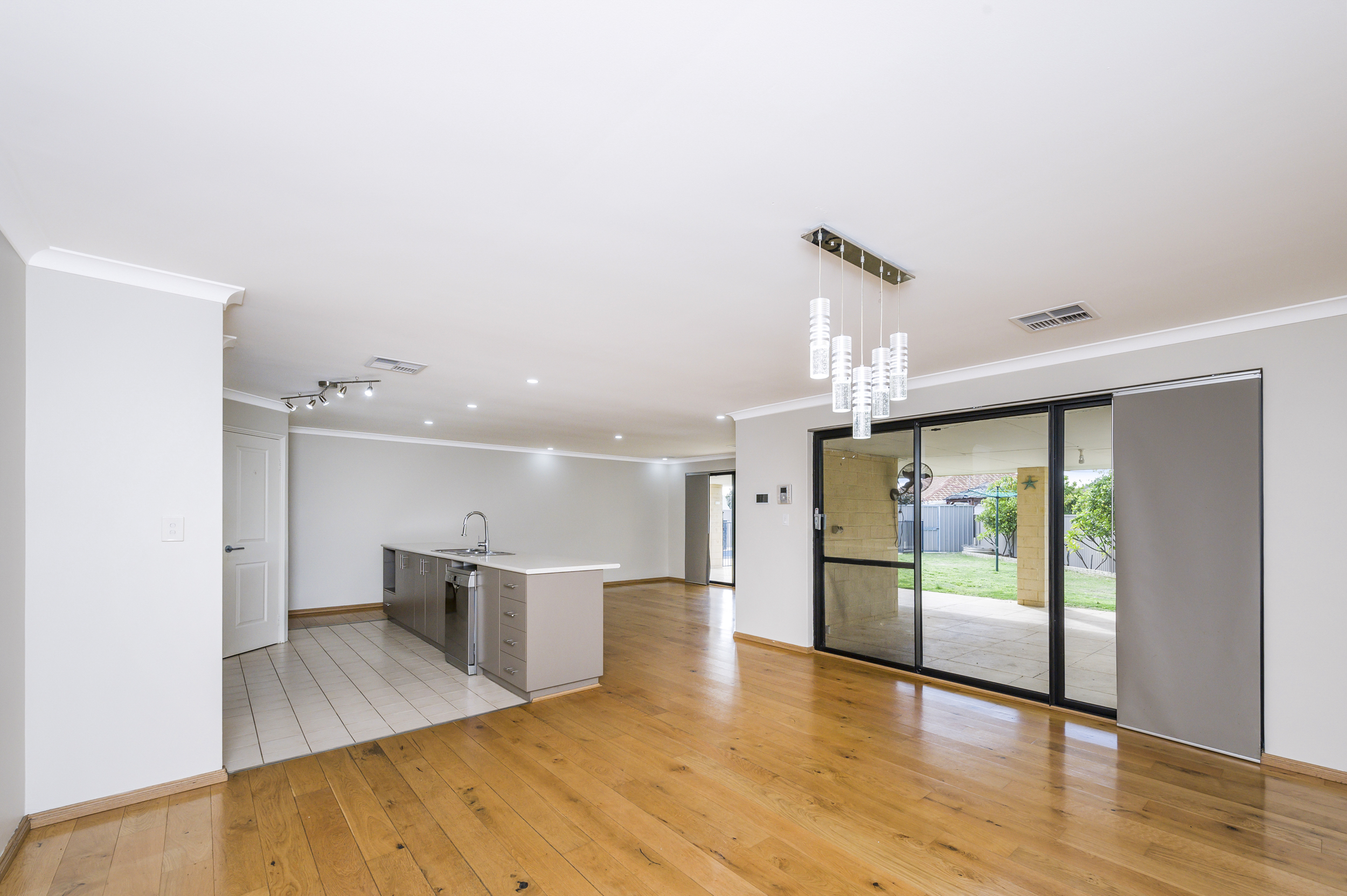 44 BRISTLE AVENUE, Southern River WA 6110 - Image 8