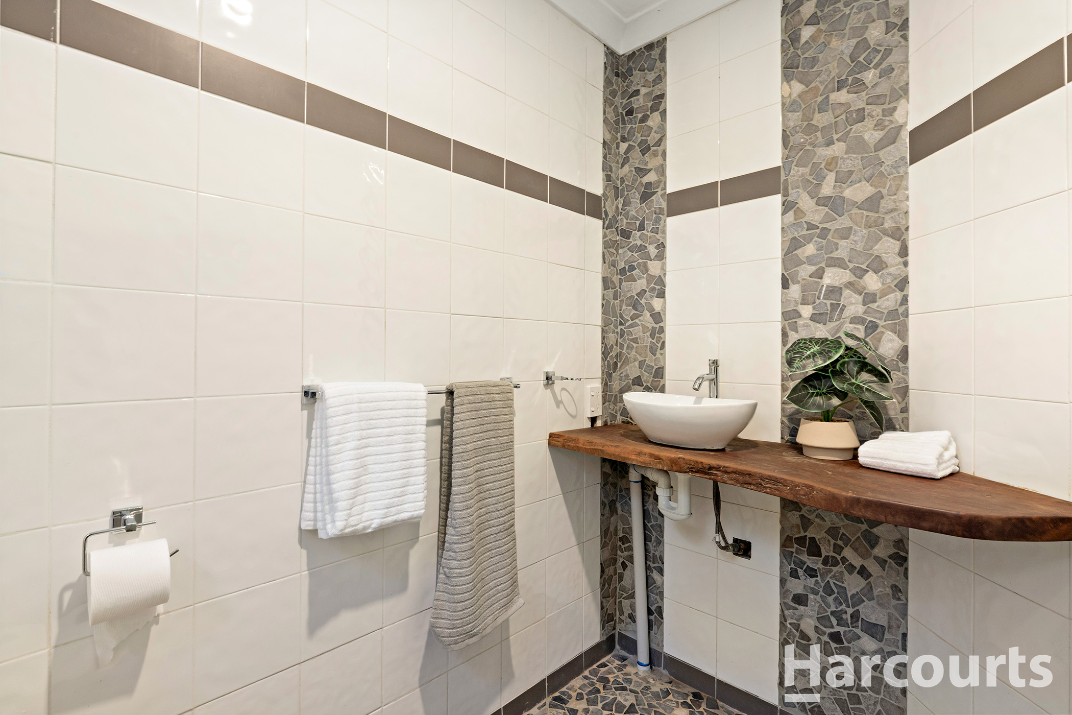3-bedroom unit at 74 Newnham Road, Lake Clifton, WA 6215, Waroona, Western Australia