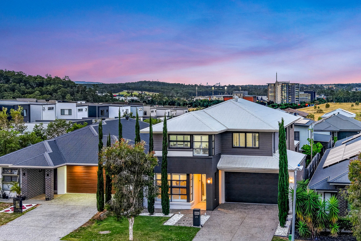 20 BEDFORD CRESCENT, Spring Mountain QLD 4300 - Image 2