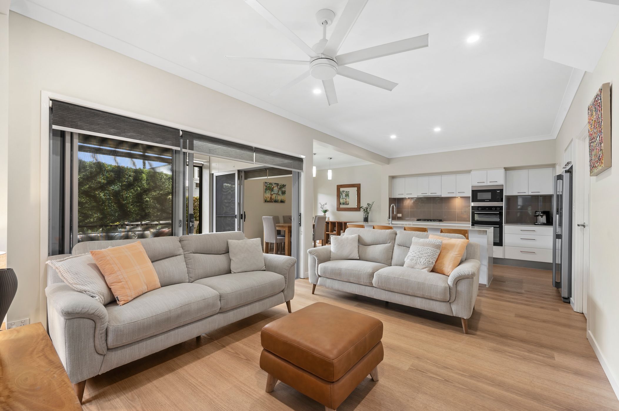 1/9 Lake Weyba Drive, Noosaville, QLD 4566 - Image 1
