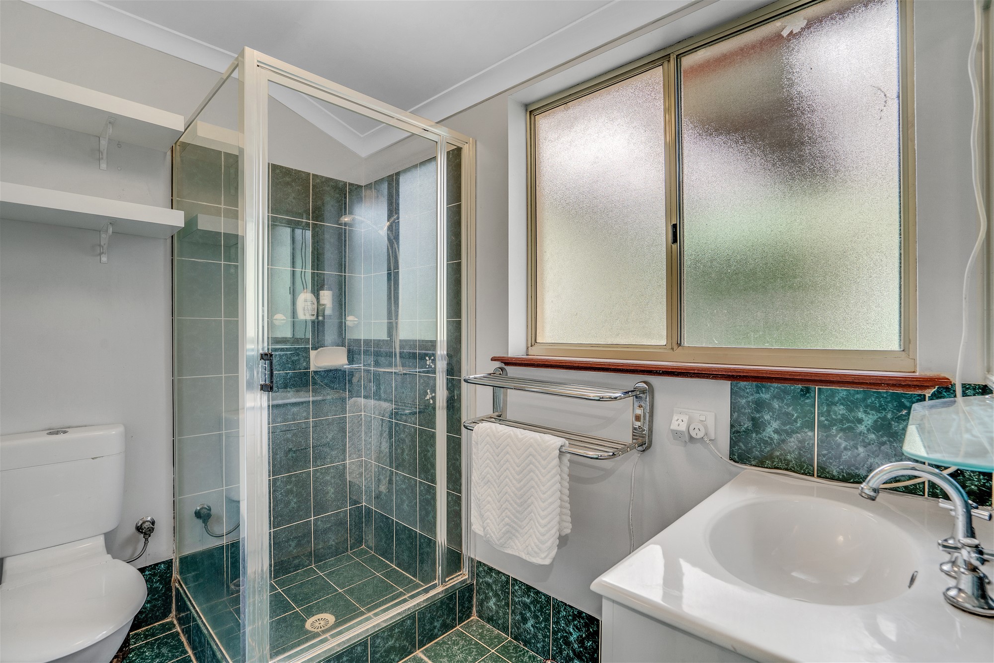 32 Harwood Road, Geographe, WA 6280 - Image 8