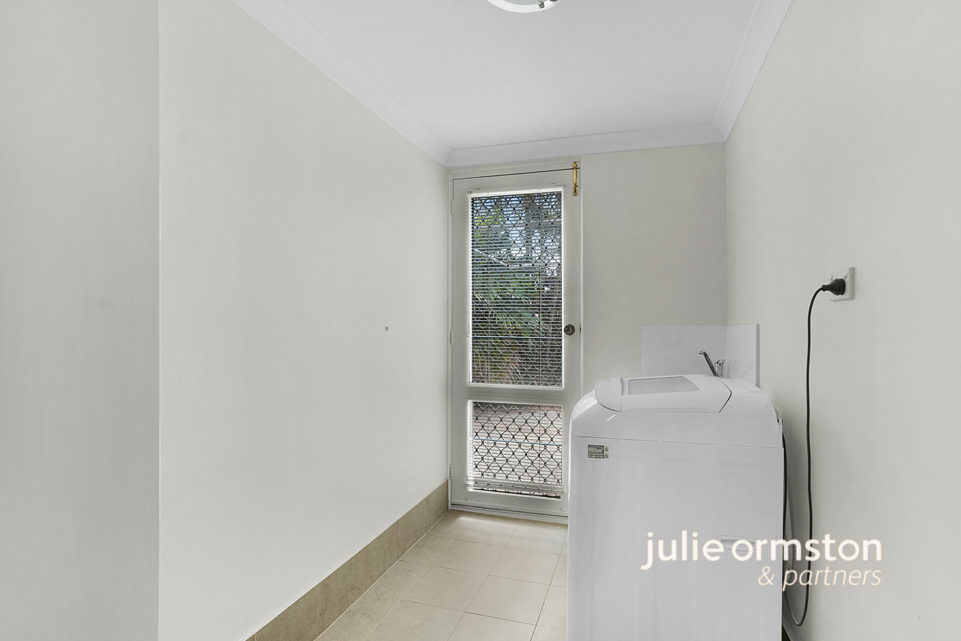 4-bedroom house at 5 Lemongrass Grove, Woodvale, WA 6026, Joondalup, Western Australia