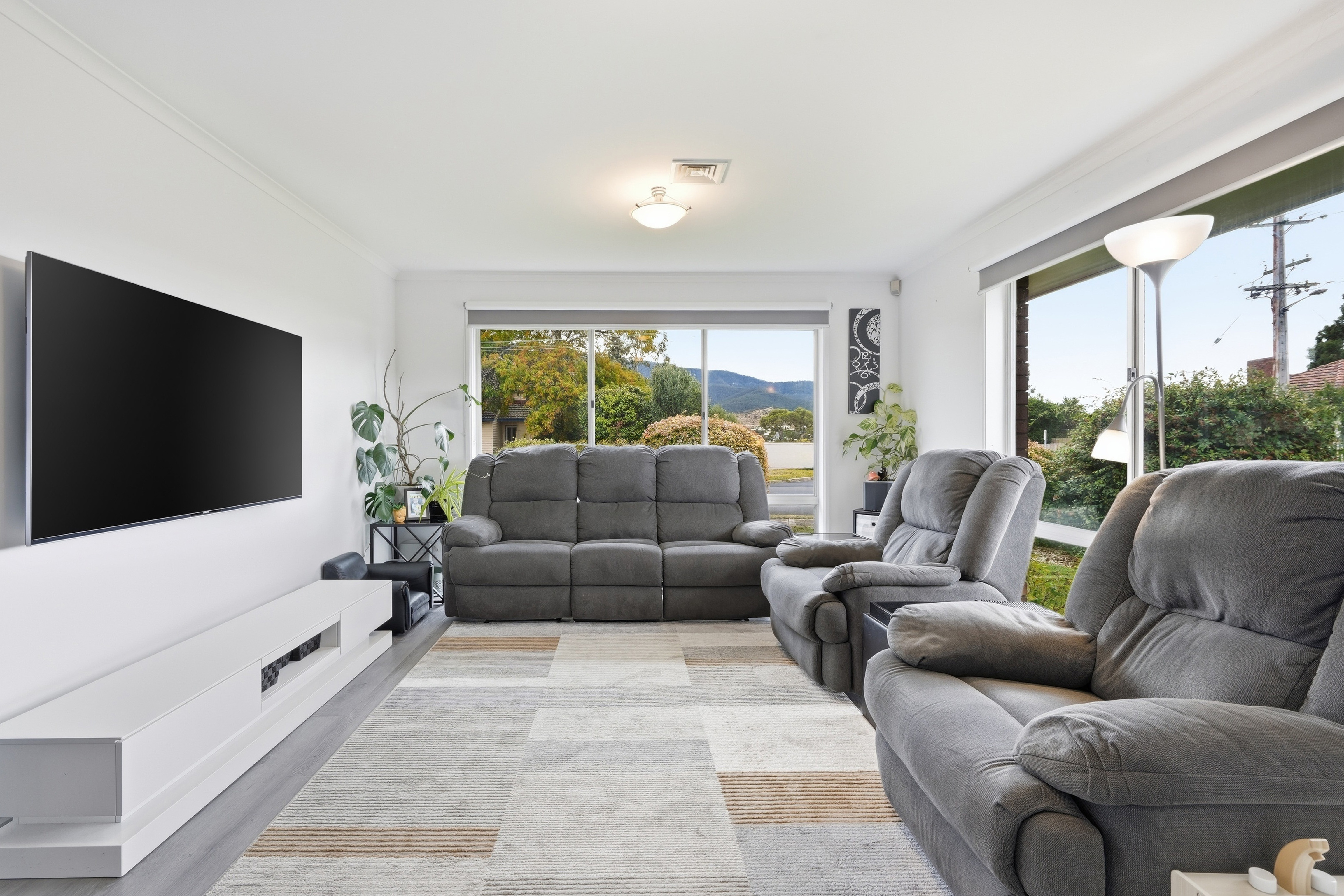 5-bedroom house at 27 SOMERDALE ROAD, Claremont TAS 7011, Glenorchy, Tasmania