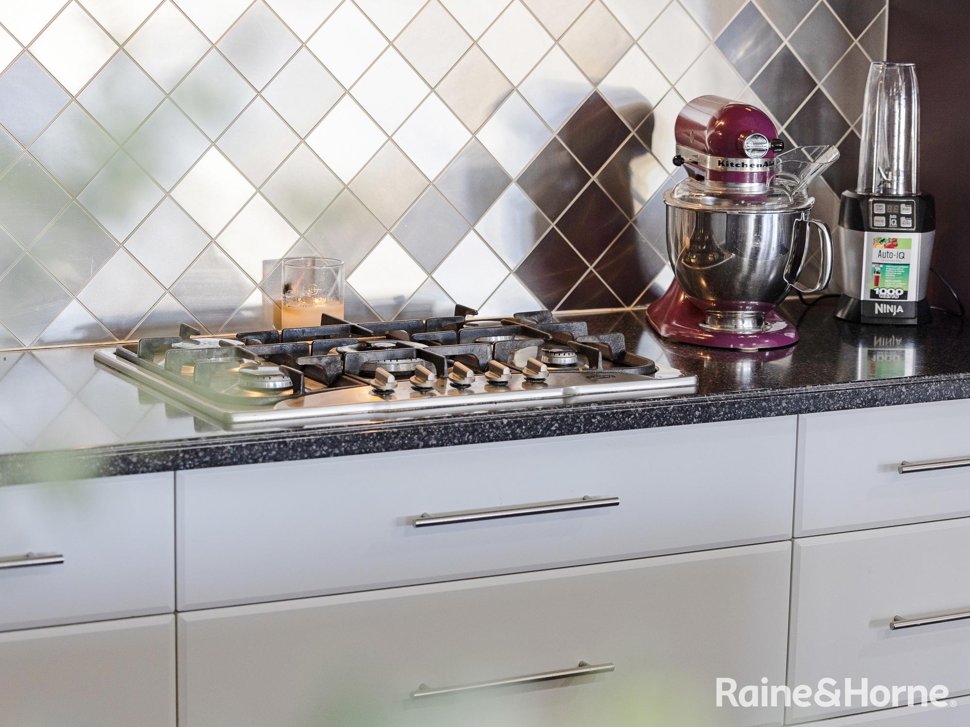 4-bedroom house at 11 Willott Close, Eglinton, NSW 2795, Bathurst, New South Wales