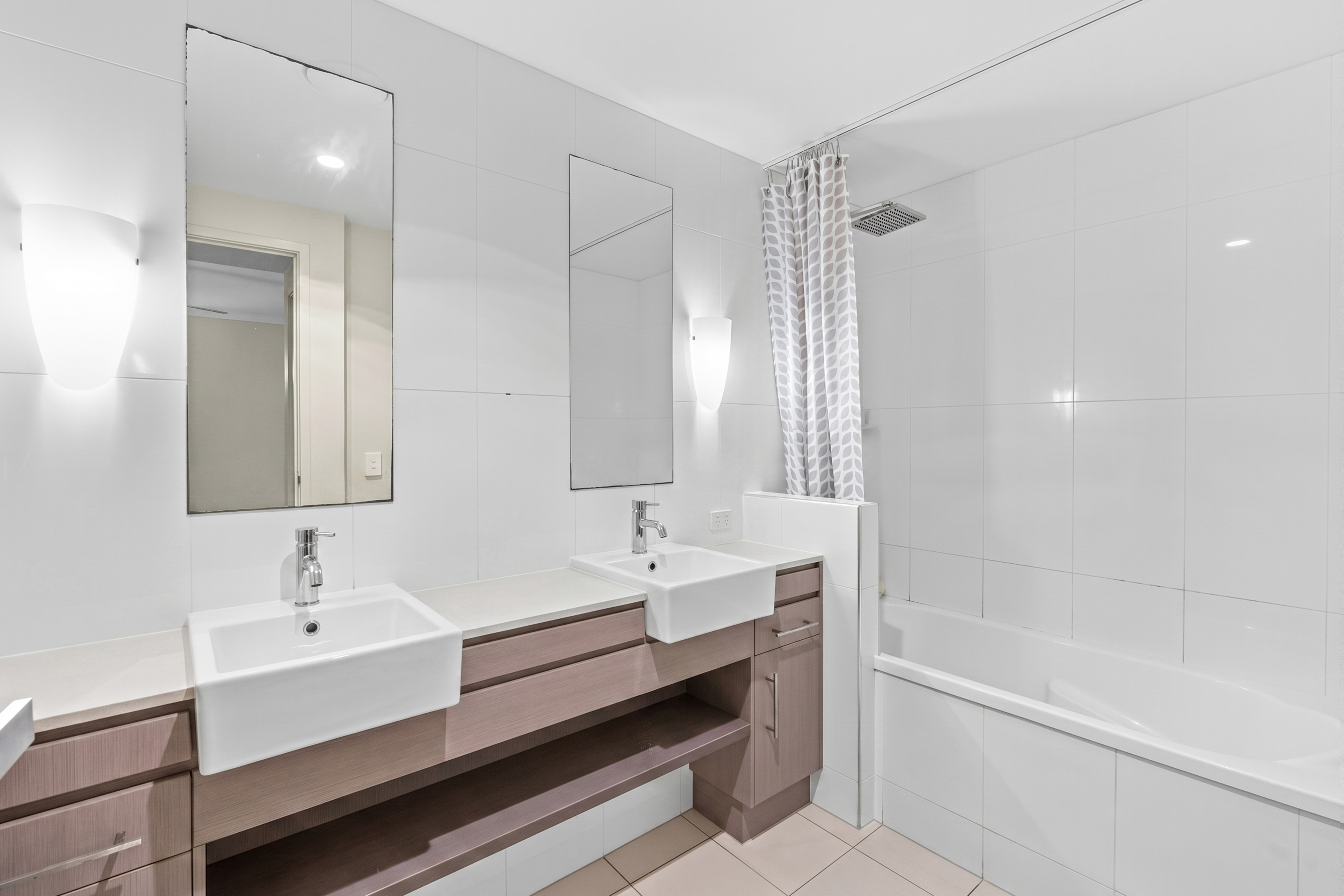 1106/37-41 Mann Street, Westcourt, QLD 4870 - Image 6