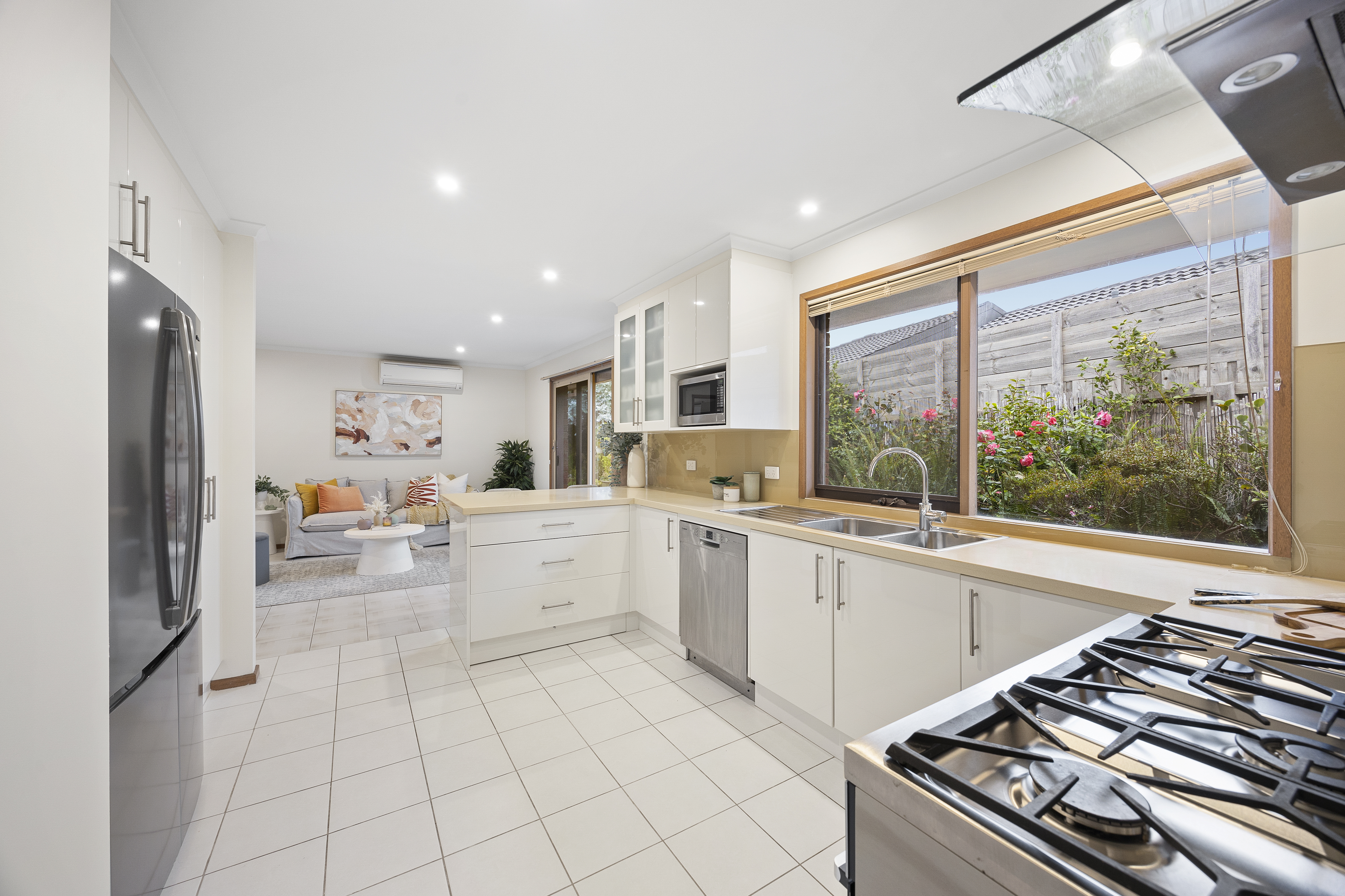 15 Jacob Drive, Rowville, VIC 3178 - Image 6