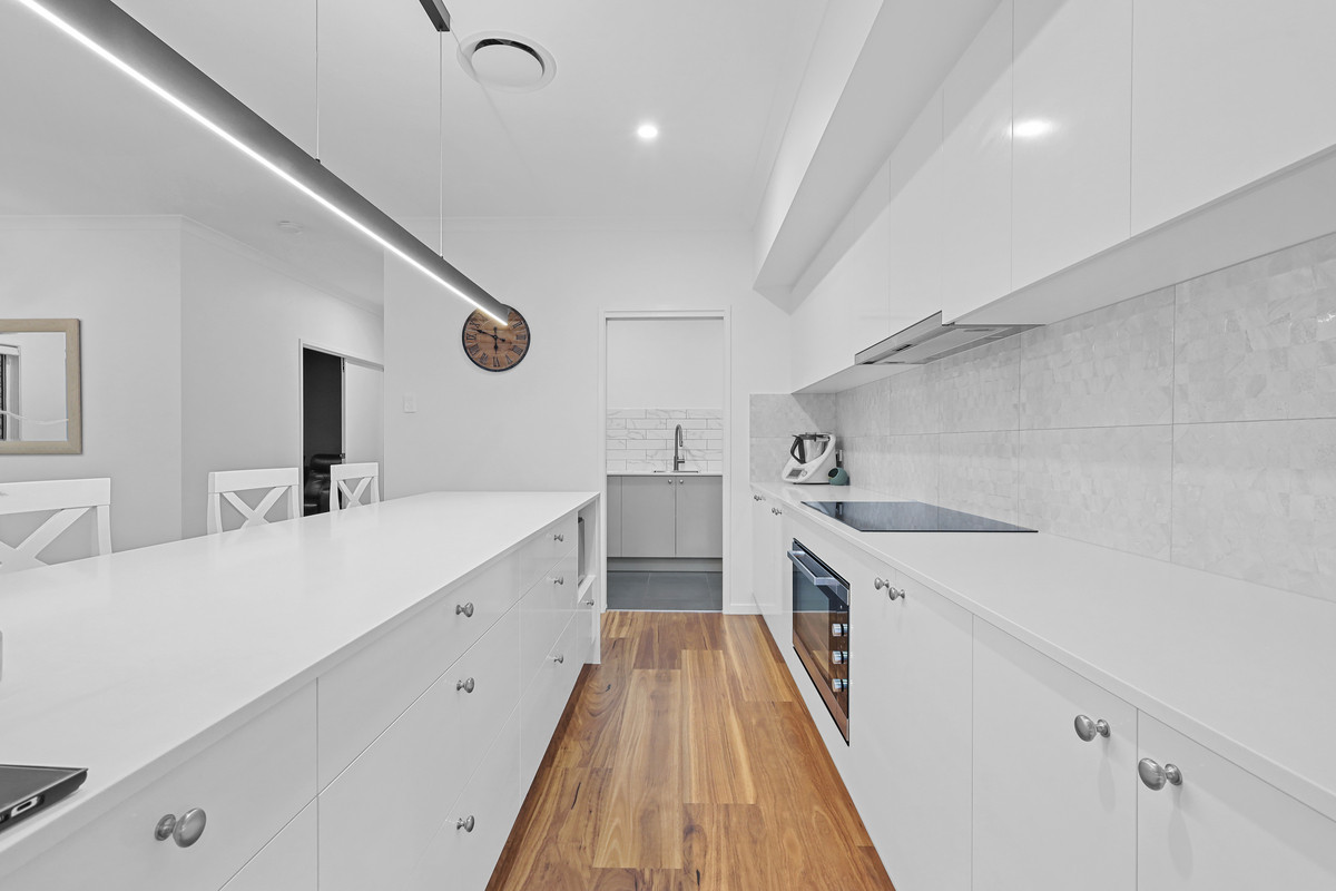7 Sherrard Street, Burpengary East, Qld, 4505 - Image 8
