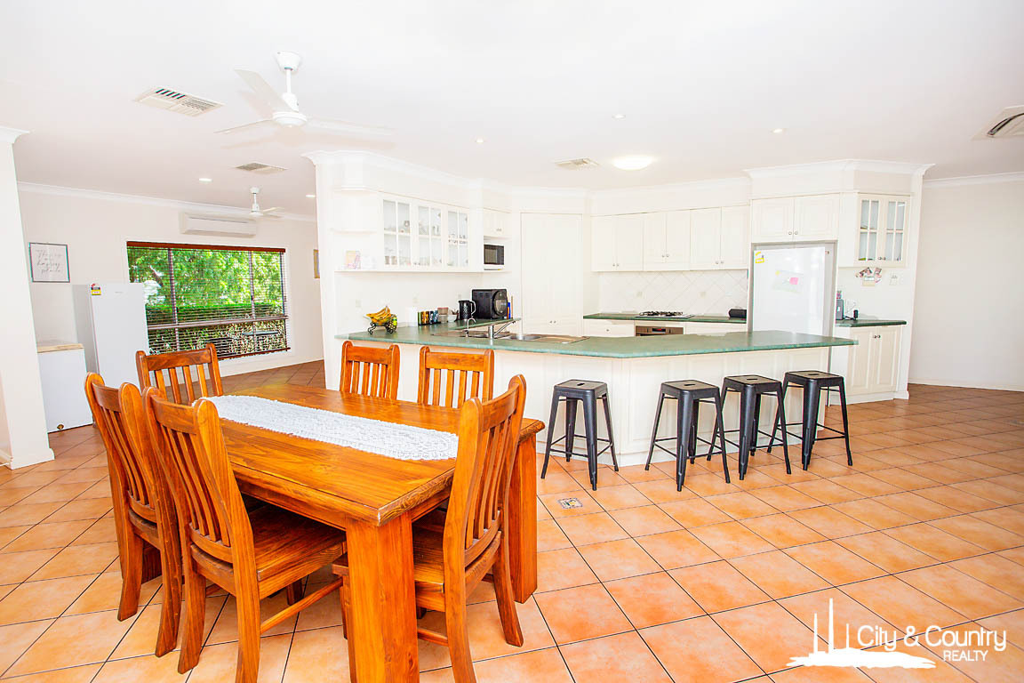 78 Fourth Avenue, Mount Isa, Qld, 4825 - Image 2