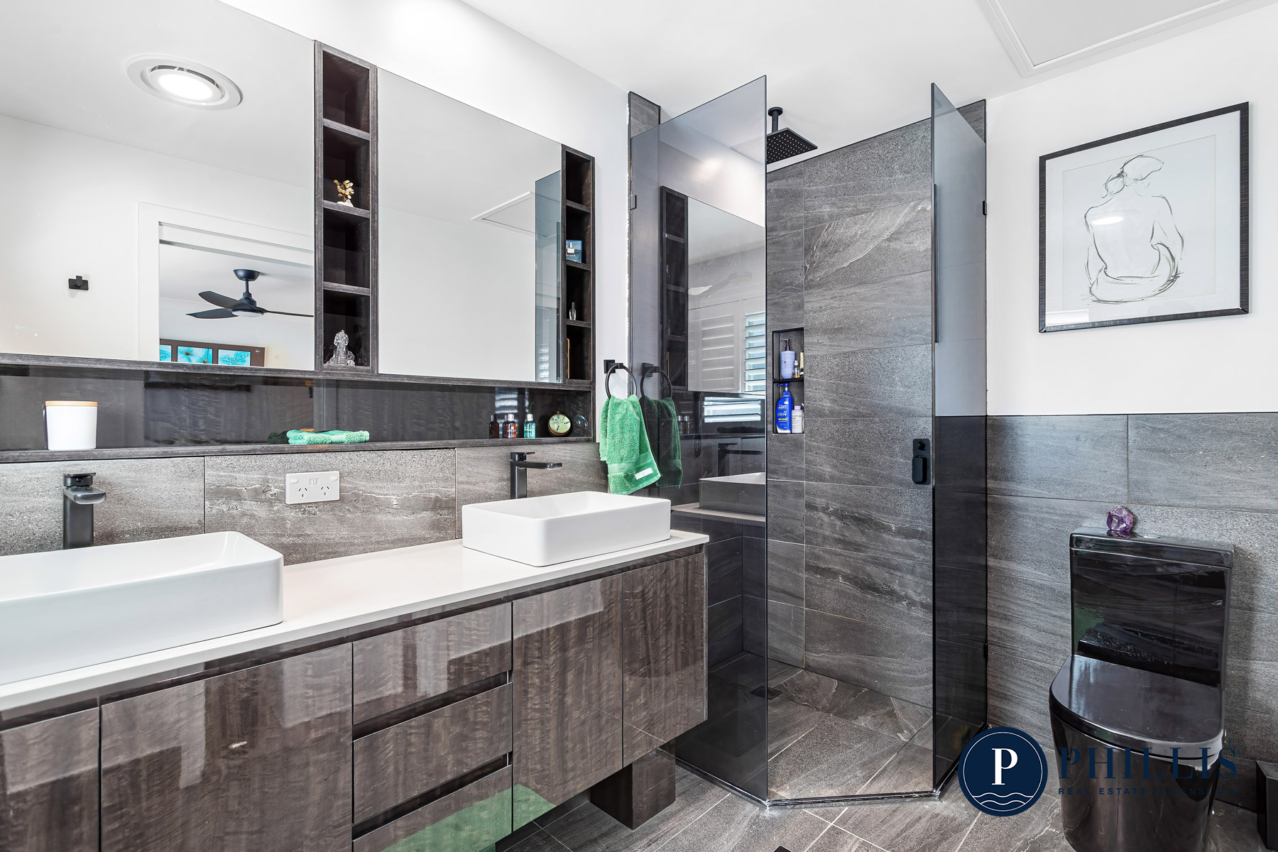 3-bedroom unit at SANCTUARY PINES 2 19 SANTA BARBARA ROAD, HOPE ISLAND QLD 4212, Gold Coast, Queensland
