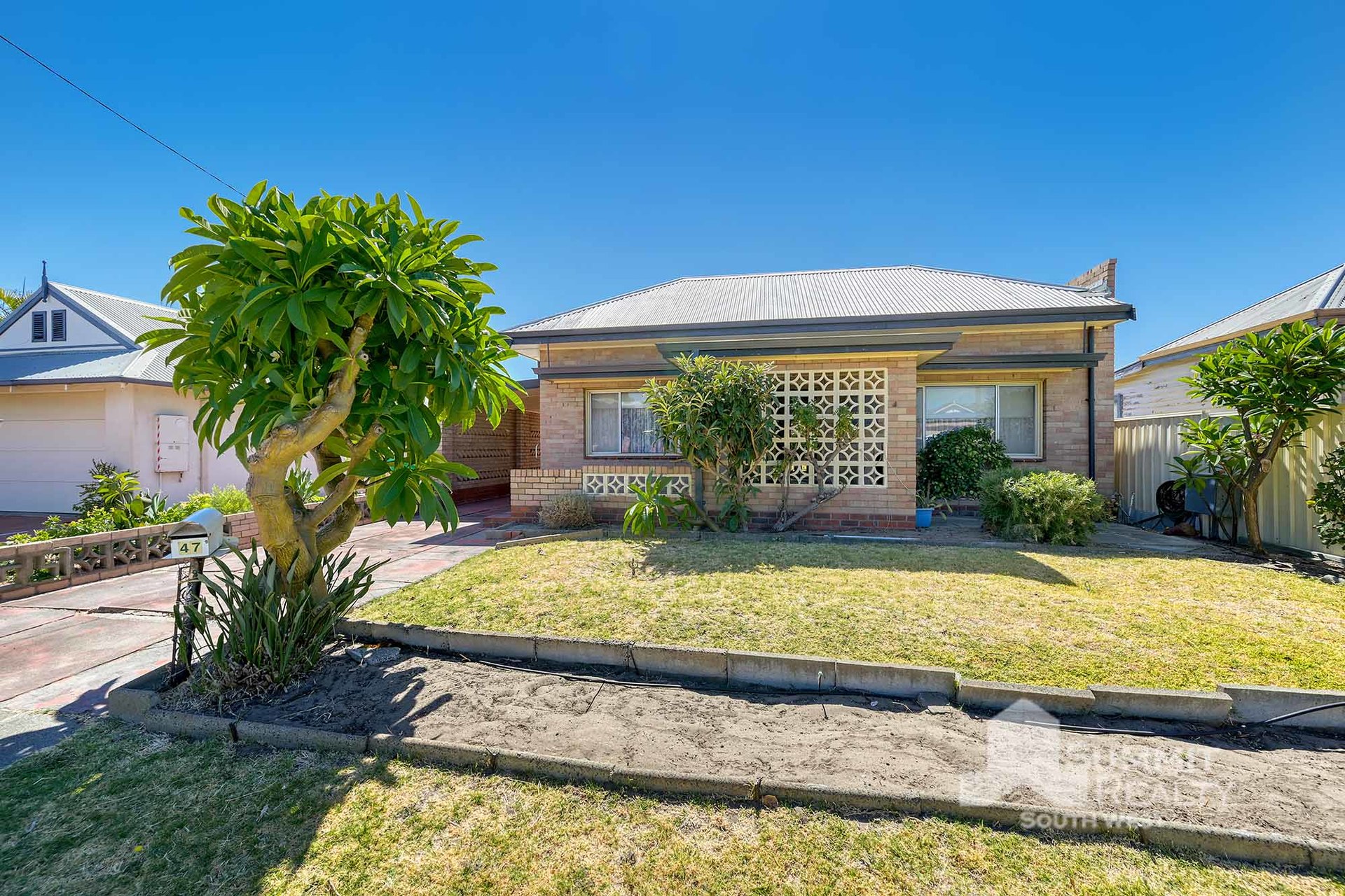 47 Charles Street, Bunbury, WA 6230 - Image 1