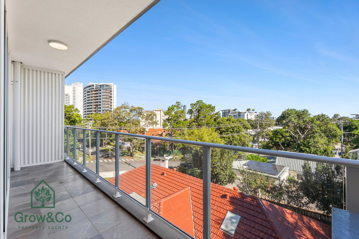 405 8 MERON STREET, SOUTHPORT QLD 4215 - Image 6