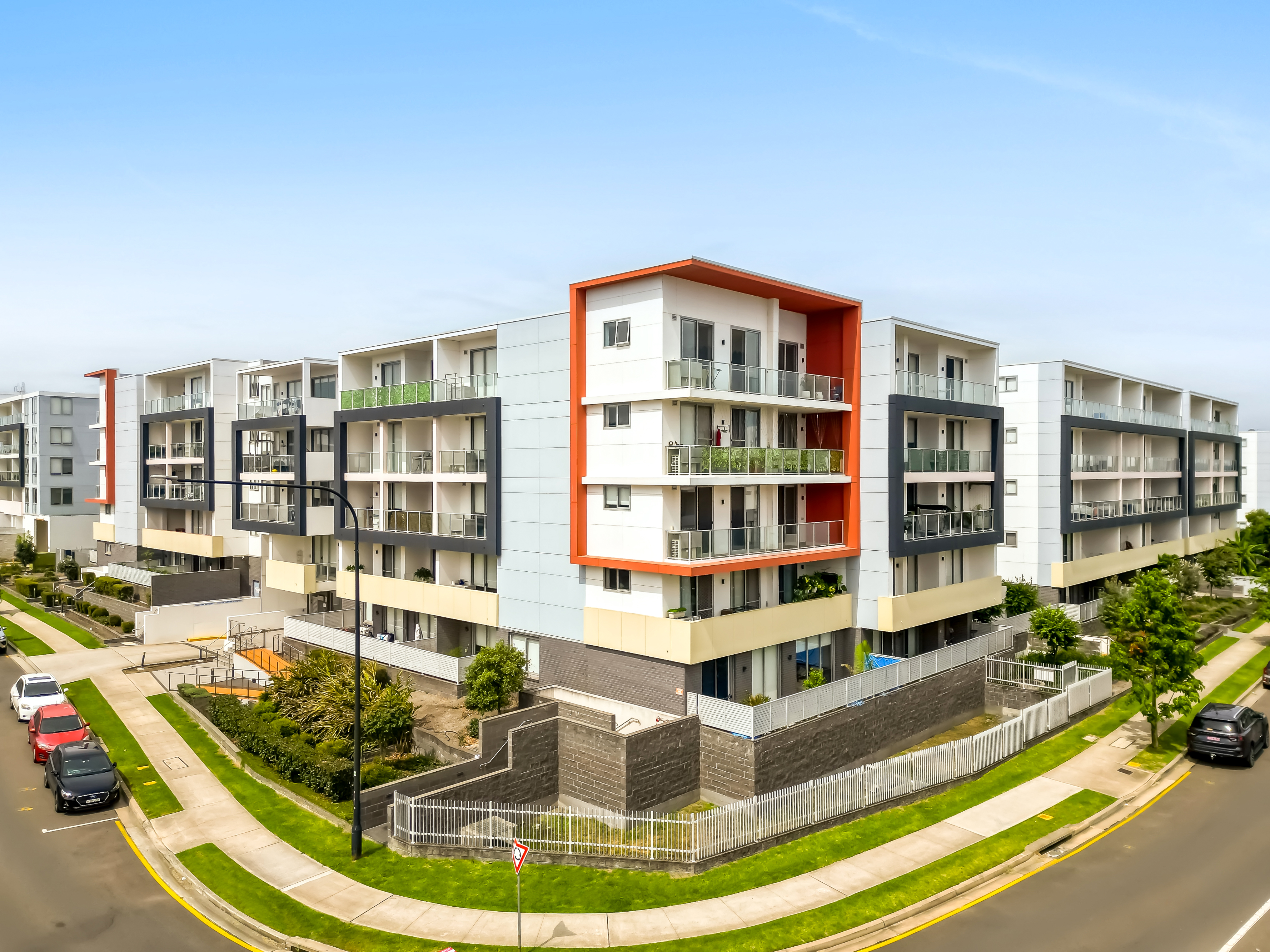 8 5 MANCHESTER DRIVE, SCHOFIELDS NSW 2762 - Image 1