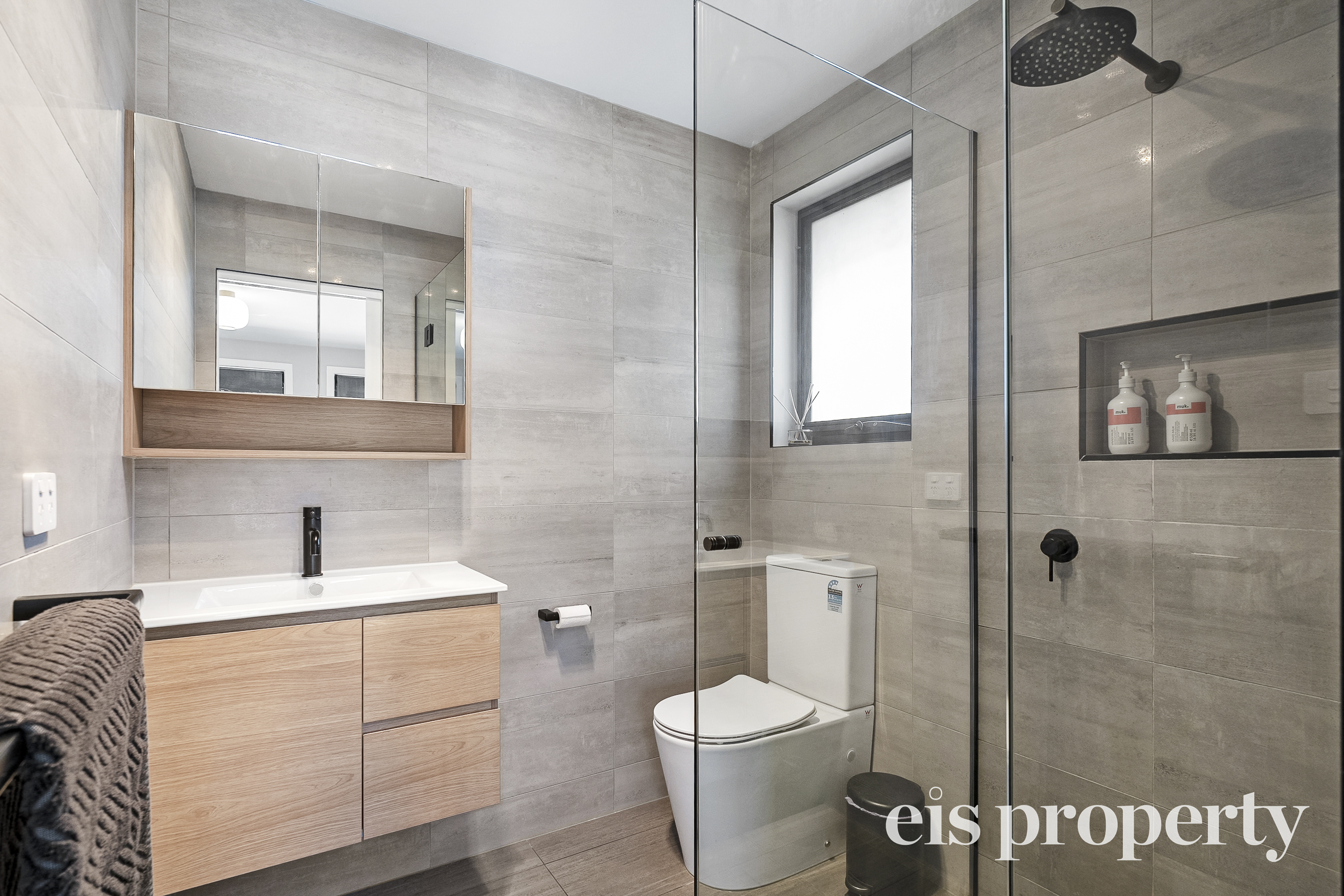 3-bedroom house at 5 Challis Crescent, Deep Bay, Tas, 7112, Huon Valley, Tasmania