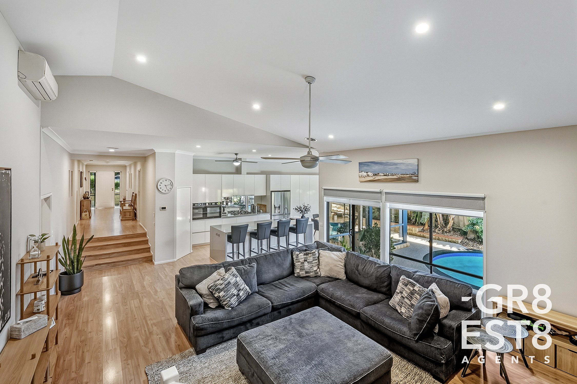 6 Mercy Court, Narre Warren South, VIC 3805 - Image 2