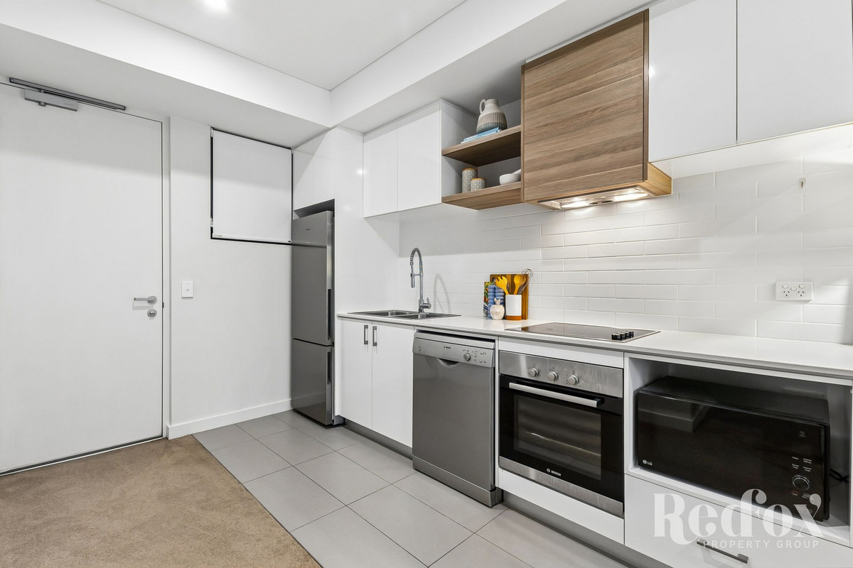 2 570 WILLIAM STREET, MOUNT LAWLEY WA 6050 - Image 7