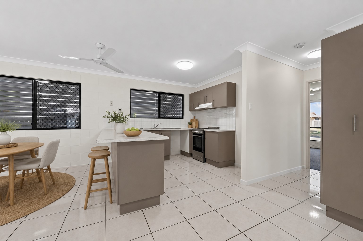 9 Cranfield Court, Deeragun, QLD 4818 - Image 4