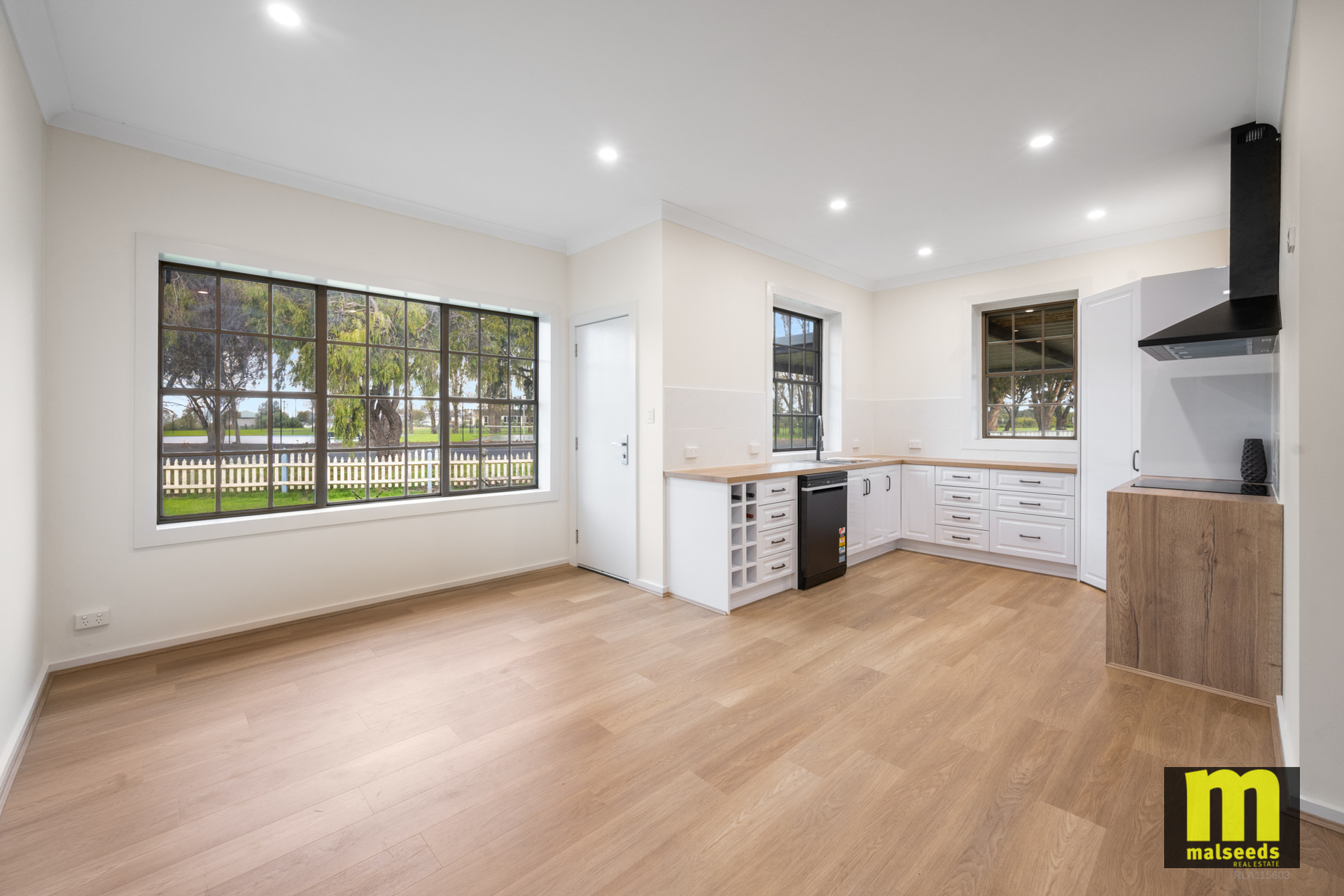 3-bedroom house at 34 Ridge Terrace, Millicent, SA 5280, Wattle Range, South Australia
