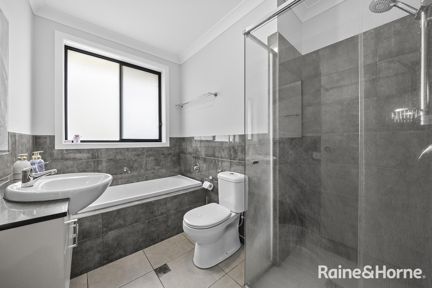 2 SADLIER STREET, Bradbury NSW 2560 - Image 5