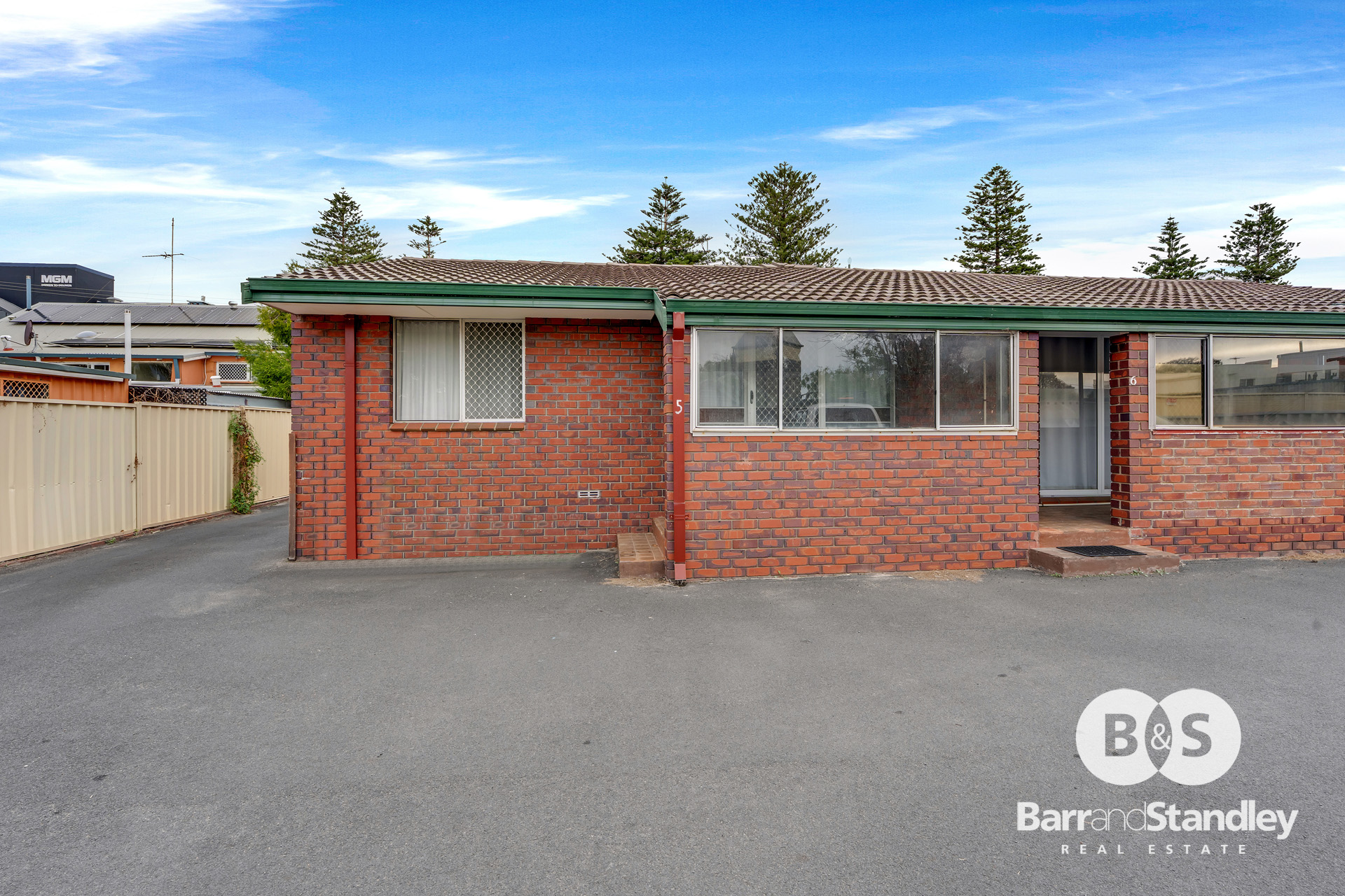 5/12 Wellington Street, Bunbury, WA 6230 - Image 1