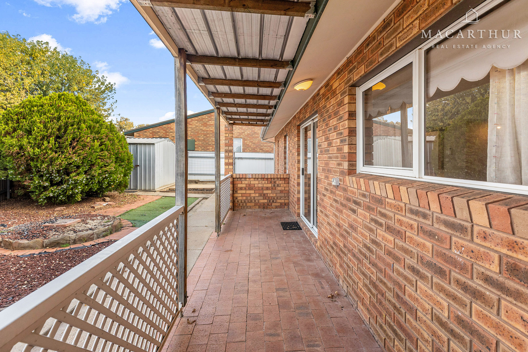 5 47 KAROOM DRIVE, GLENFIELD PARK NSW 2650 - Image 4