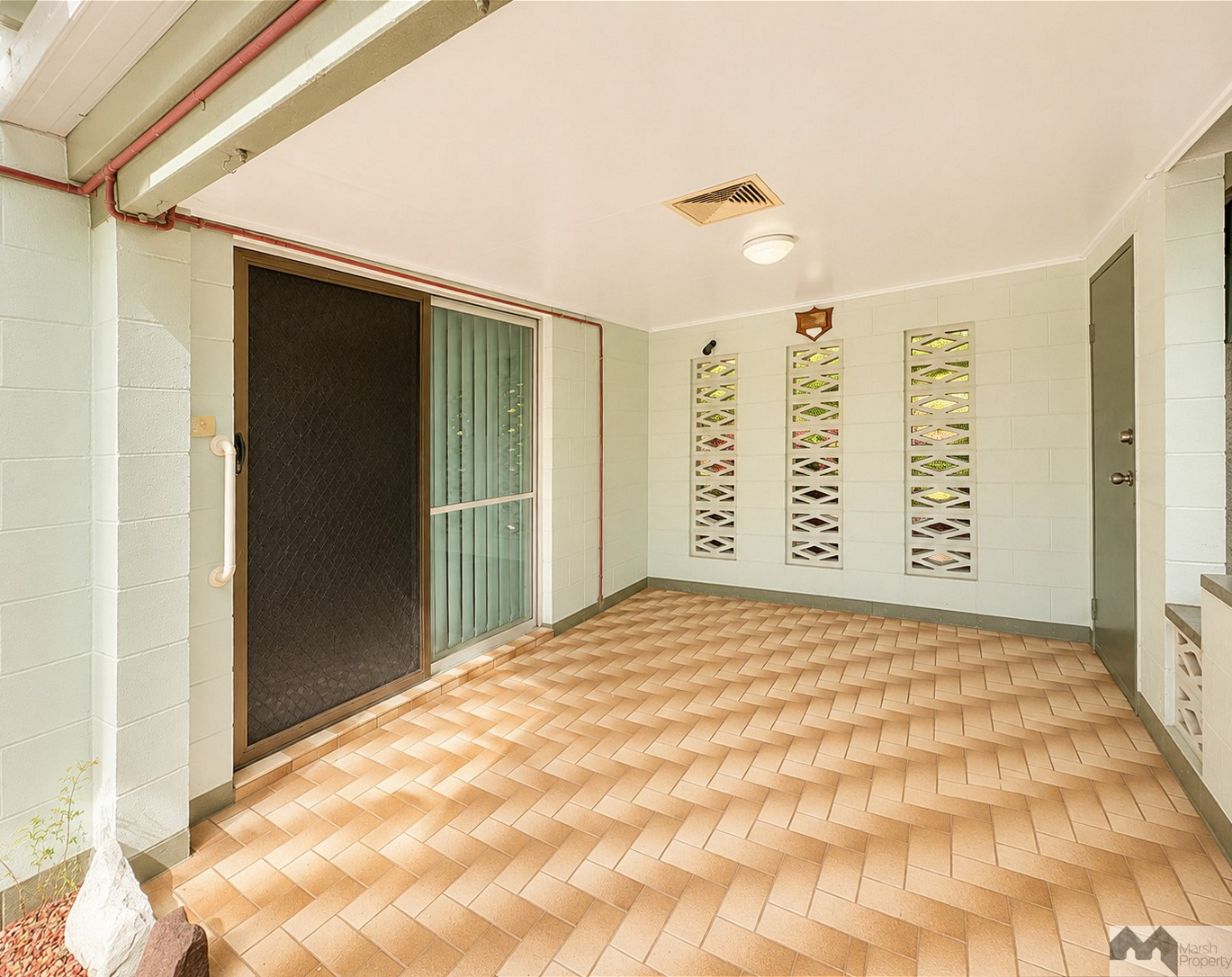 34 MULLIGAN STREET, Manoora QLD 4870 - Image 2