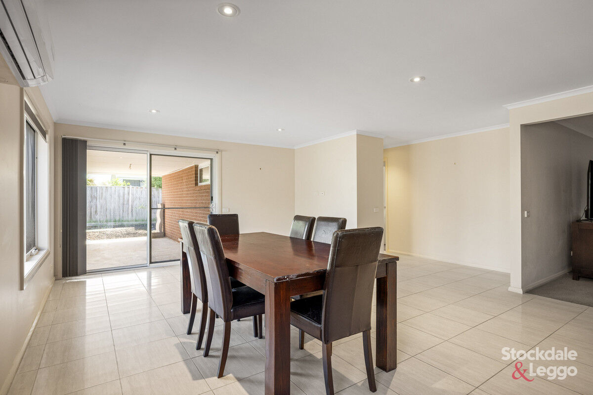 21 Grampian Boulevard, Cowes, VIC 3922 - Image 6